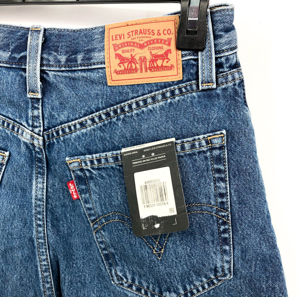 LEVI'S Women's 80s Denim Mom Shorts Size 27 US 4 You Sure Can Blue A46950003 NWT