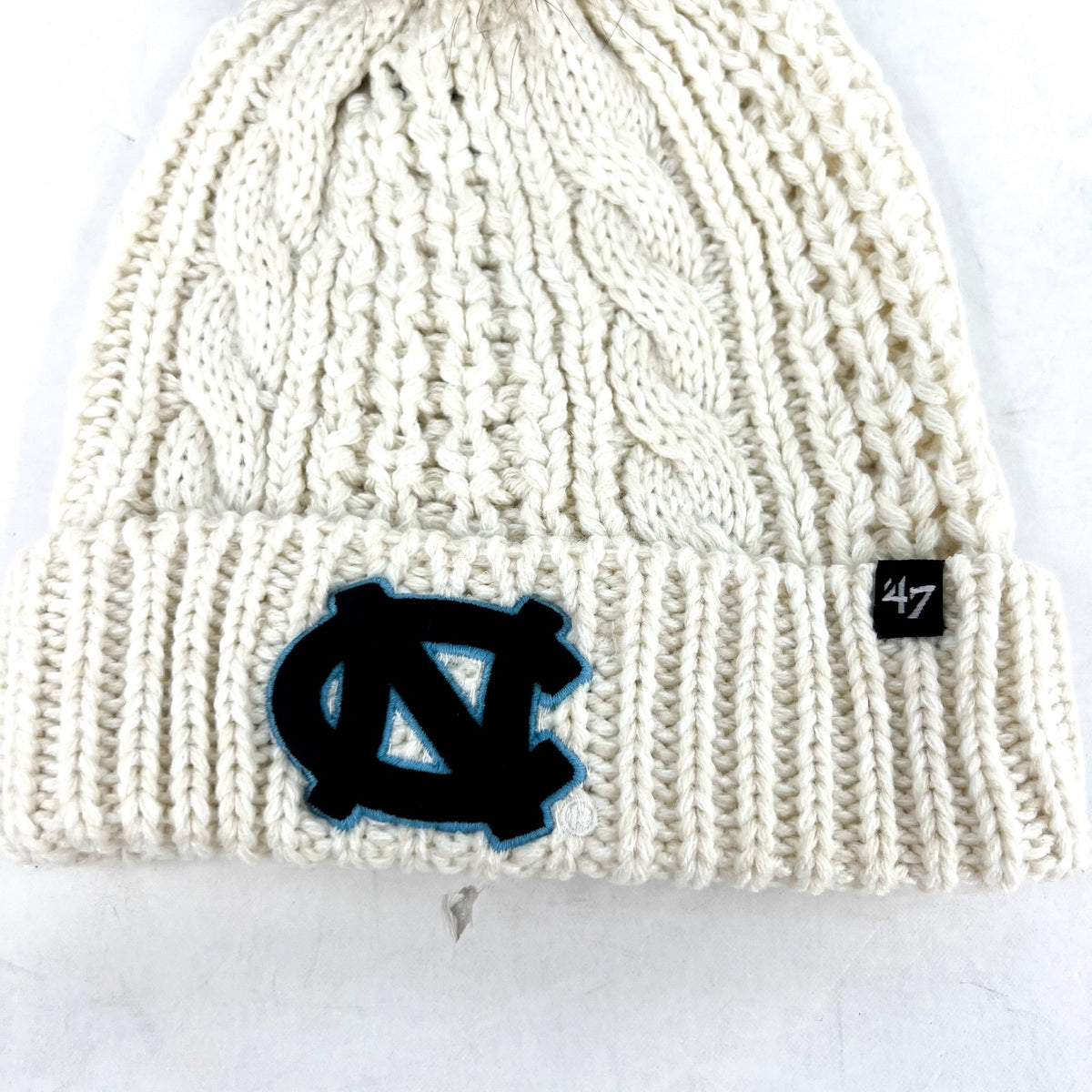 47 BRAND North Carolina Tar Heels Cuffed Knit Hat with Pom OS White NWT