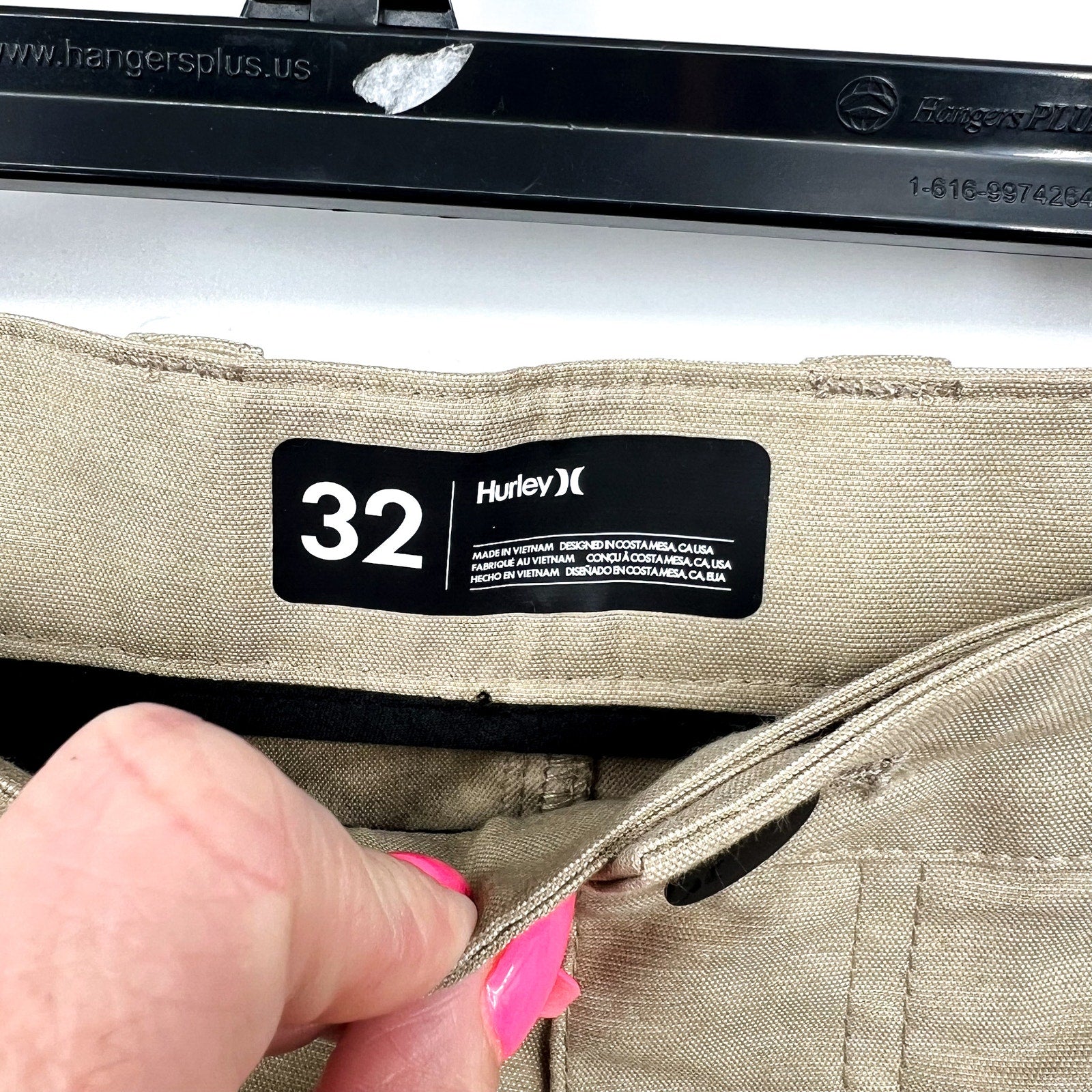 HURLEY Men's H2O-Dri Breathe 21" Walk Shorts Size 32 Light Khaki 9" Inseam NWT