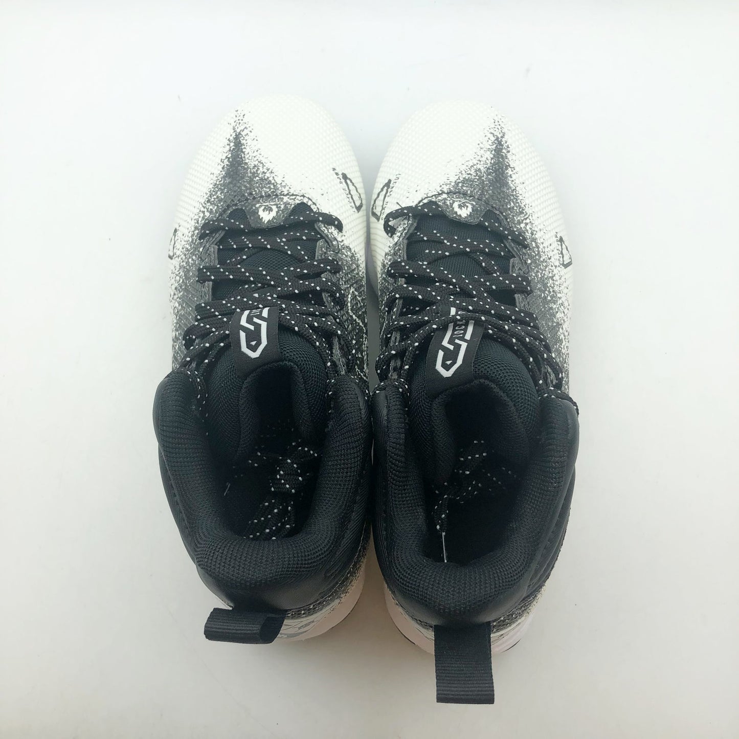 Under Armour Boys Spotlight Franchise RM 2.0 Football Cleats Size 4 Black NWOB