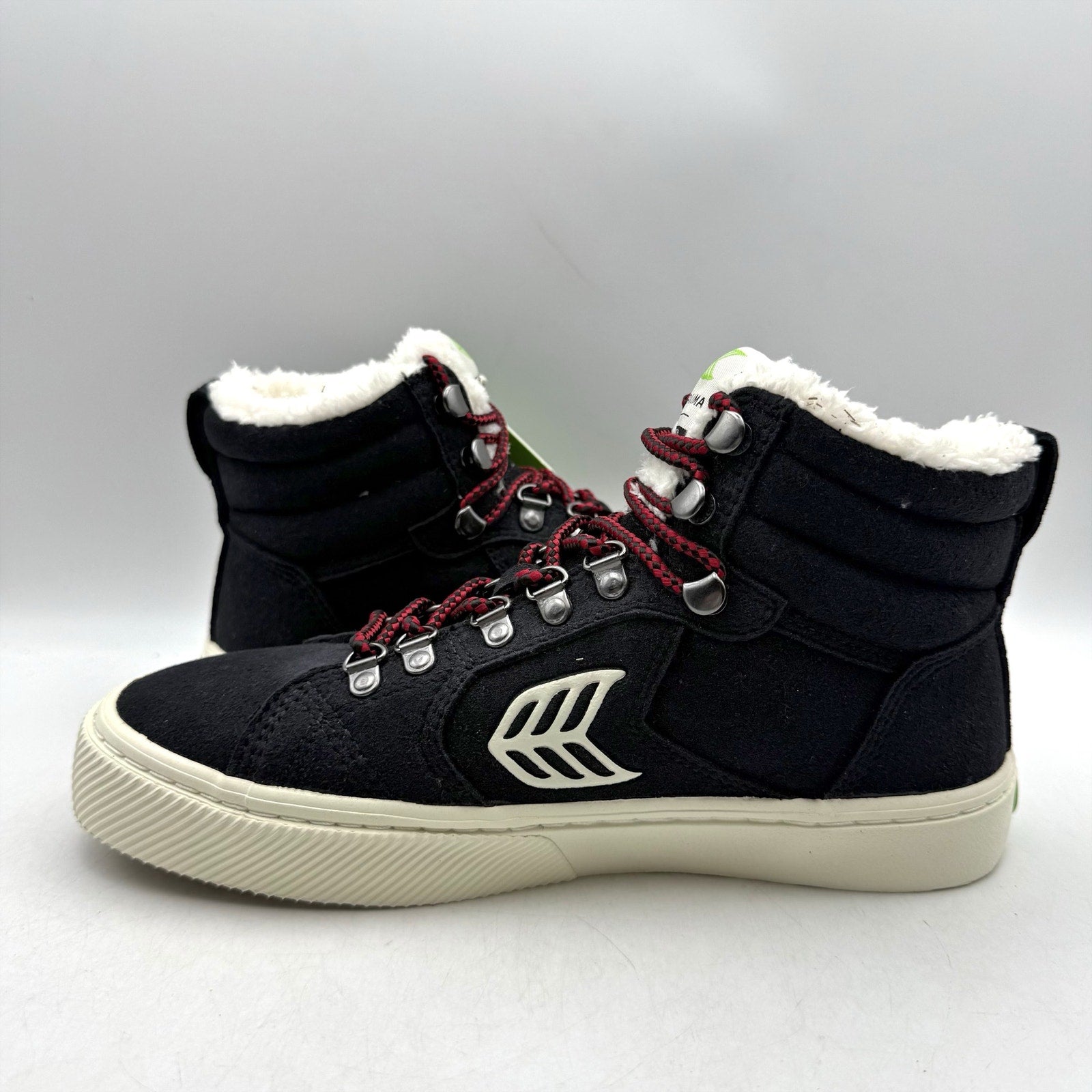 Cariuma Womens Caturi Logo Boot US 7.5 Black Ivory Suede Water Repellent NIB