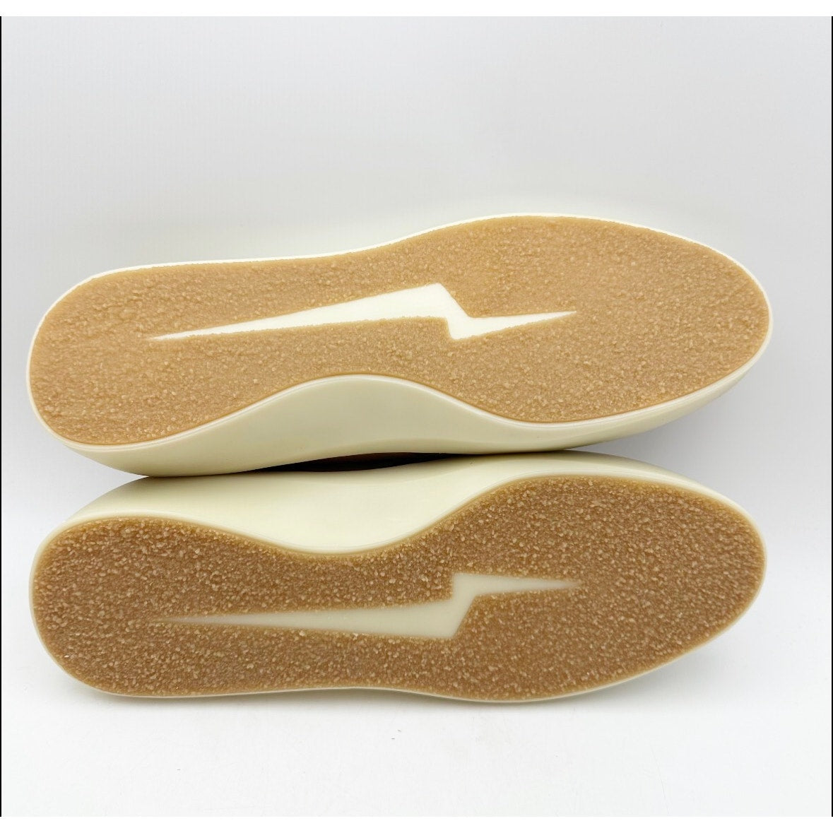 Wolf & Shepherd Cruise Slip On Shoes Men 7.5 Women 9 Brown Sandstorm Vanilla NIB
