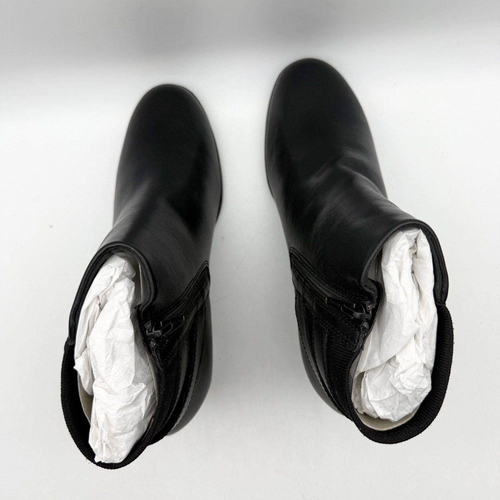 Clarks Womens Emily2 Lux Ankle Boots Size 8.5 EU 39.5 Black Leather Booties NIB