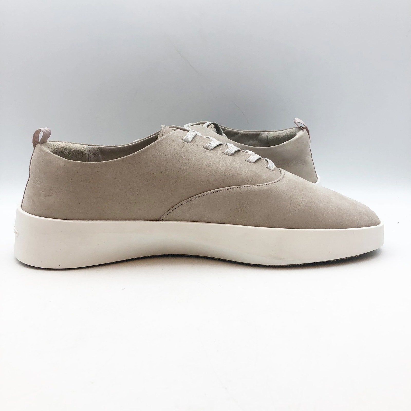 Wolf & Shepherd Cruise Casual Sneakers MENS 8 WOMENS 9.5 Gray Nubuck Leather NIB