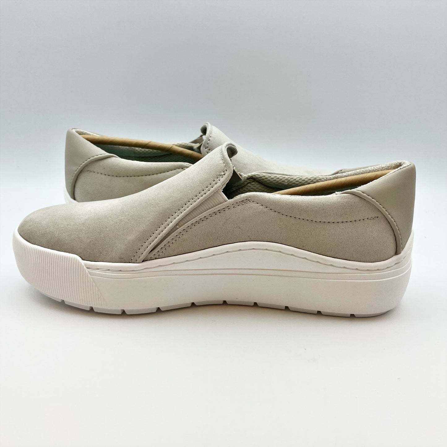 Dr. Scholl's Women's Time Off Now Slip On Sneaker Size 8 Taupe Grey NIB