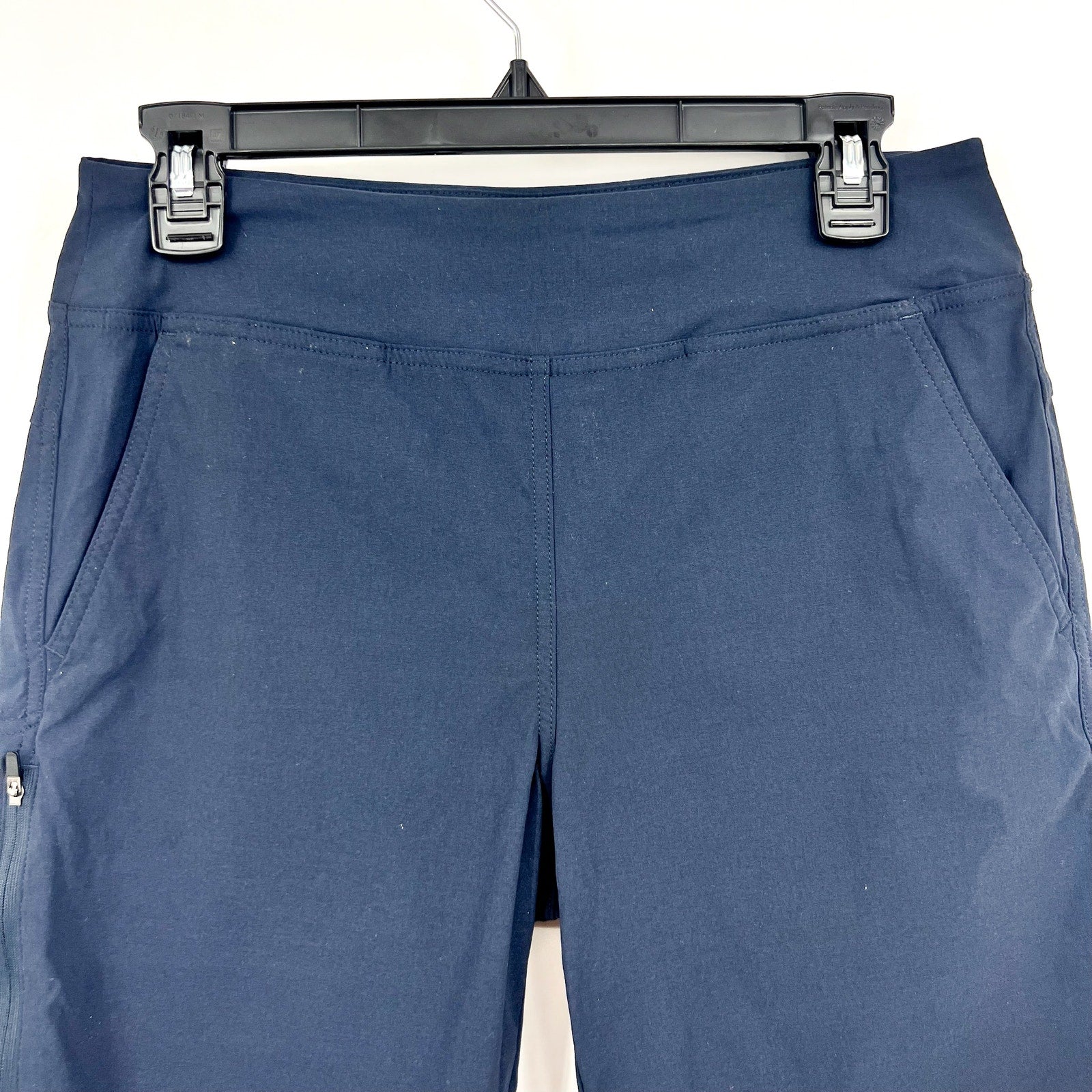 MOUNTAIN HARDWEAR Women's Dynama Bermuda Shorts Medium Blue Abyss NWT