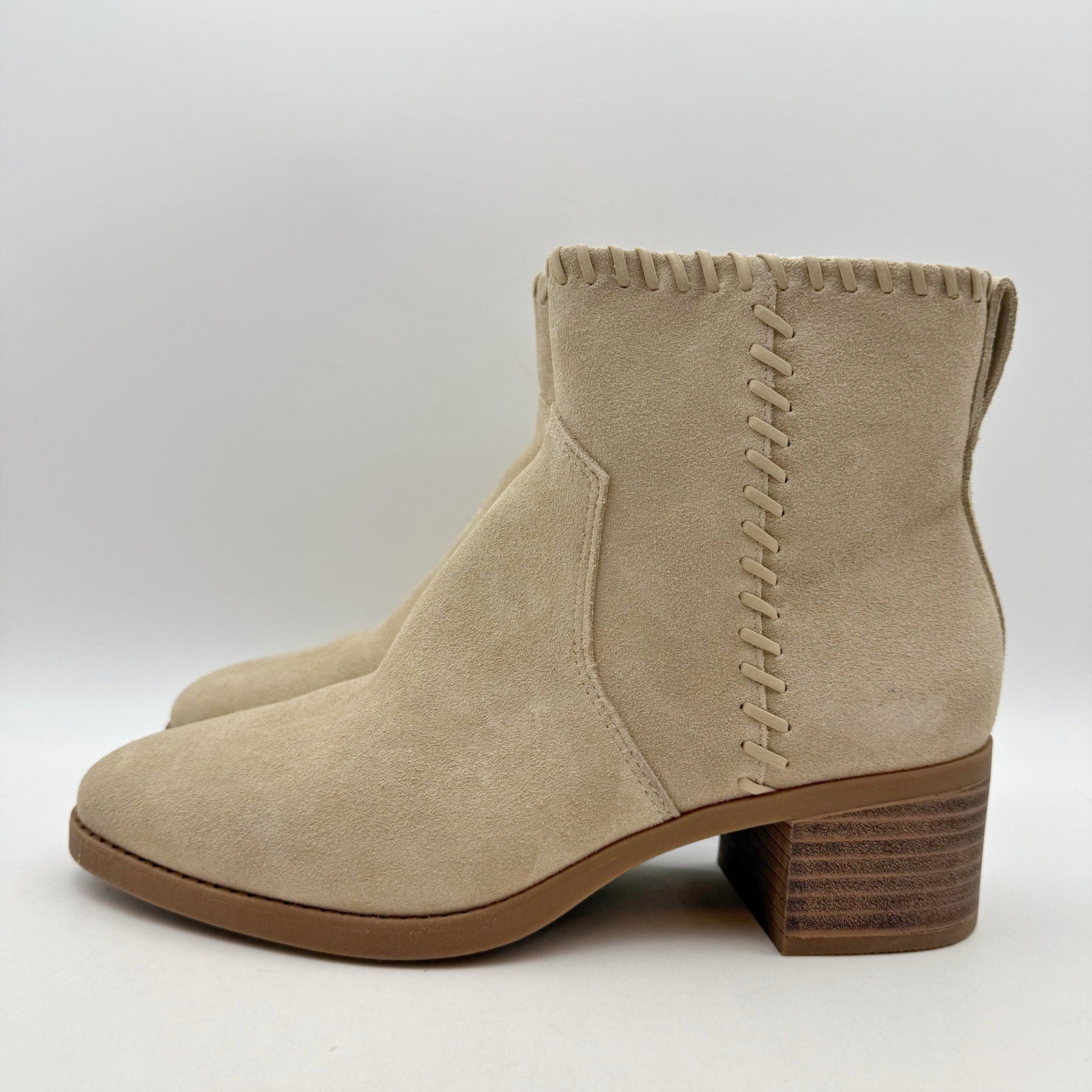 TOMS Womens Delilah Ankle Booties US 7.5 EU 38 Tan Suede Water Repellent NWOB