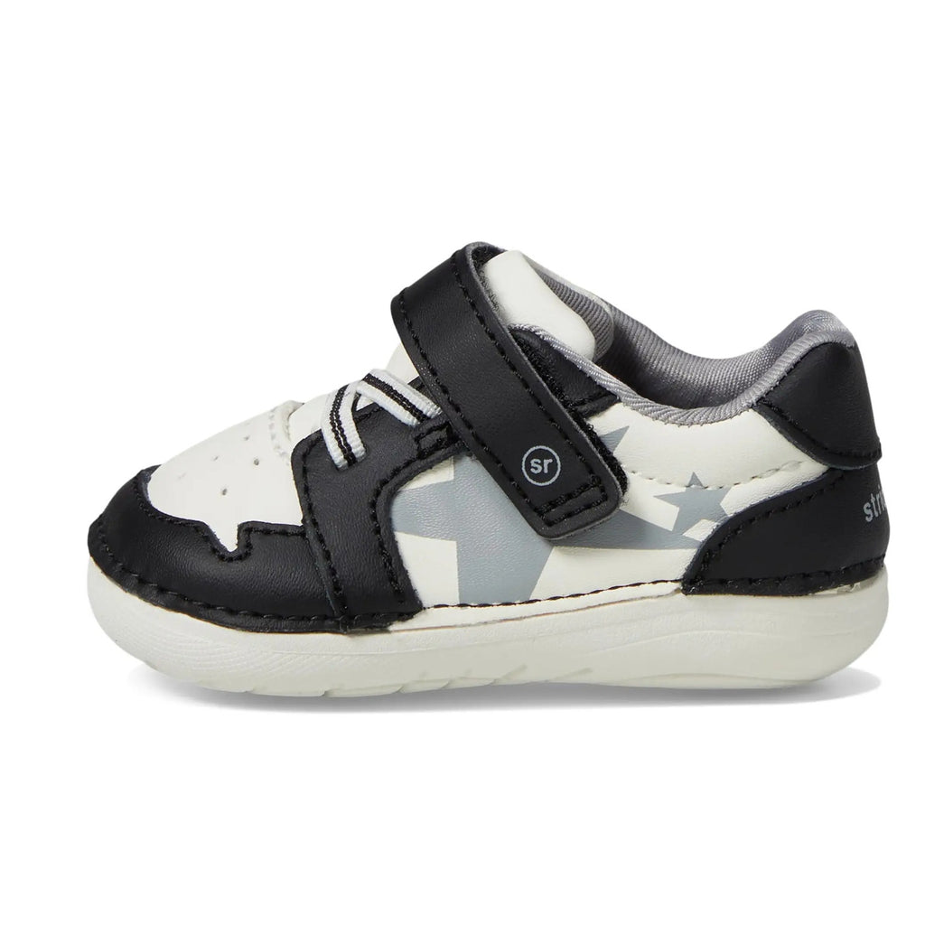 Stride Rite Baby Toddler Boys SM Waverly Sneakers 3 Wide Shoes Black White NIB