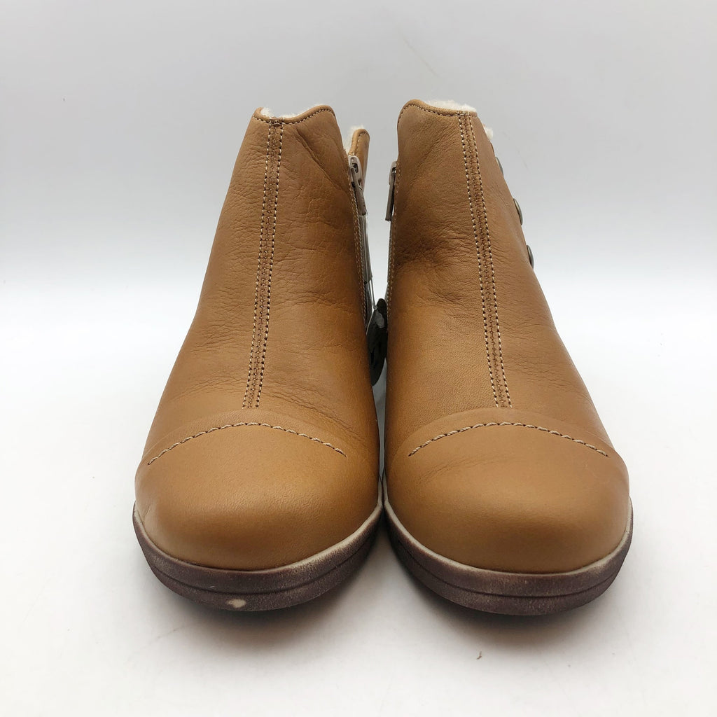 CLOUD Footwear Womens Aline Basic Boots Size 7 EU 38 Tan Leather Wool Lining NIB