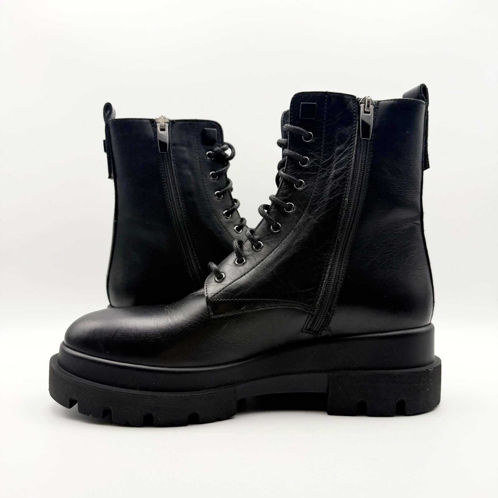 La Canadienne Womens Brendan Bootie EU 37 US 6-6.5 Black Leather Combat NWOB