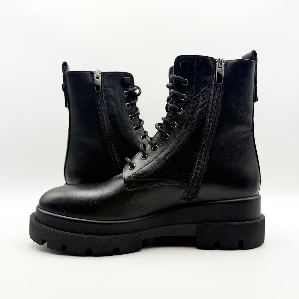 La Canadienne Womens Brendan Bootie EU 37 US 6-6.5 Black Leather Combat NWOB