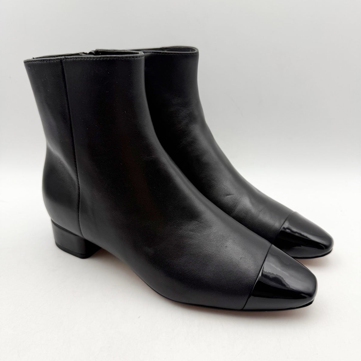 Veronica Beard Womens Cecile Ankle Booties Size 5 M Black Leather Cap Toe NIB