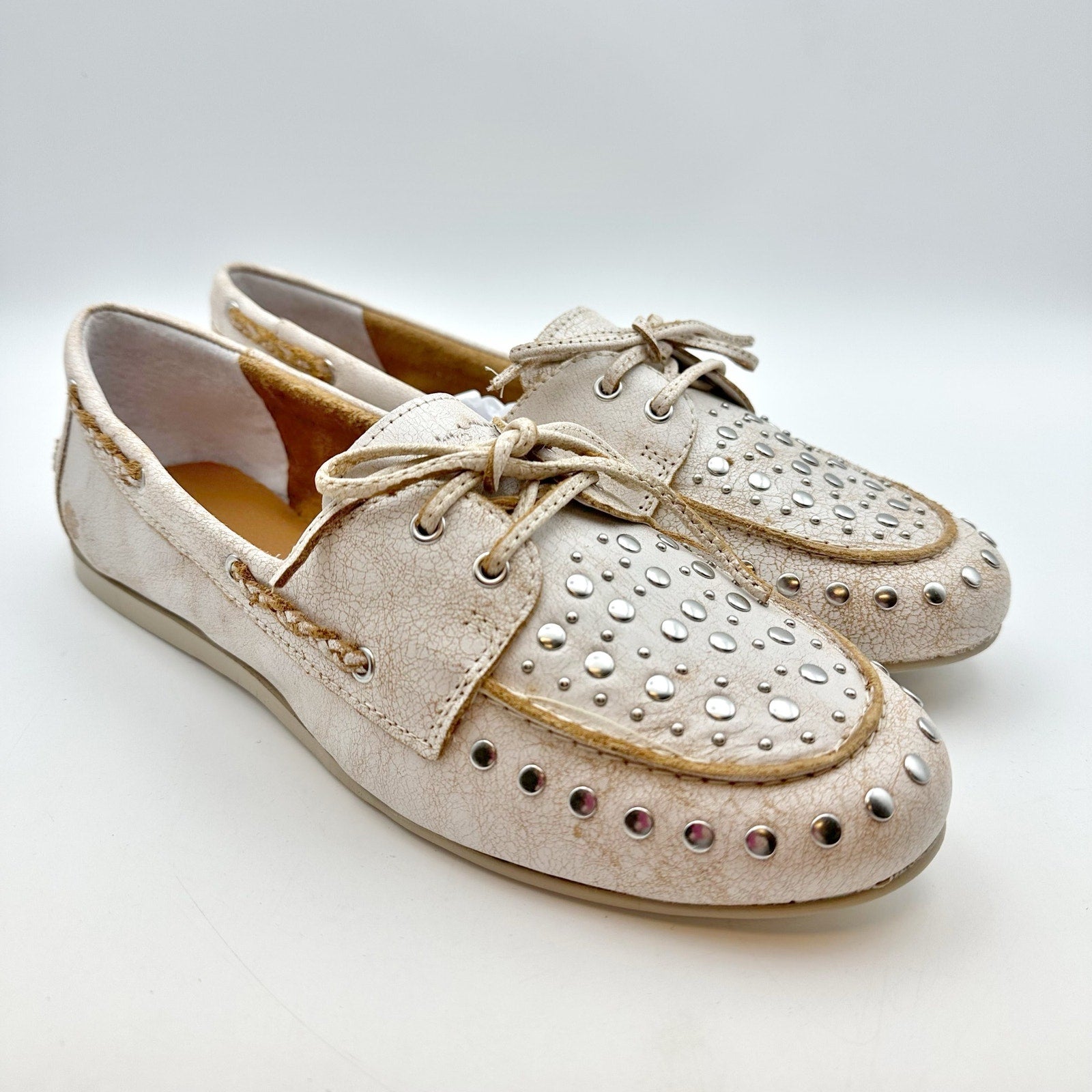 Lucky Brand Womens Timini Studded Loafers Size 8 Distressed White Leather NIB