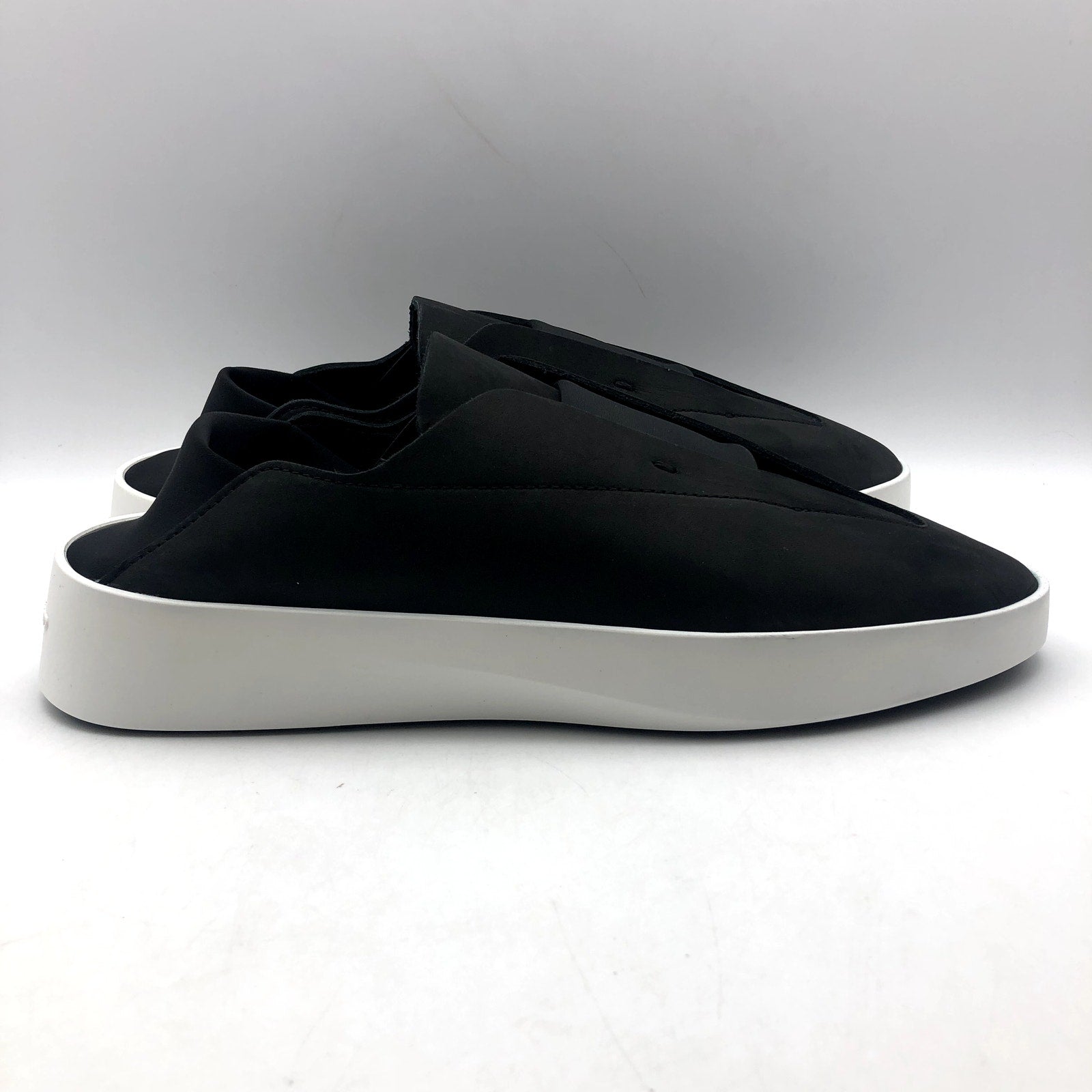 Wolf & Shepherd Cruise Ace Slip On Sneaker Mens 7.5 Womens 9 Black Leather NIB