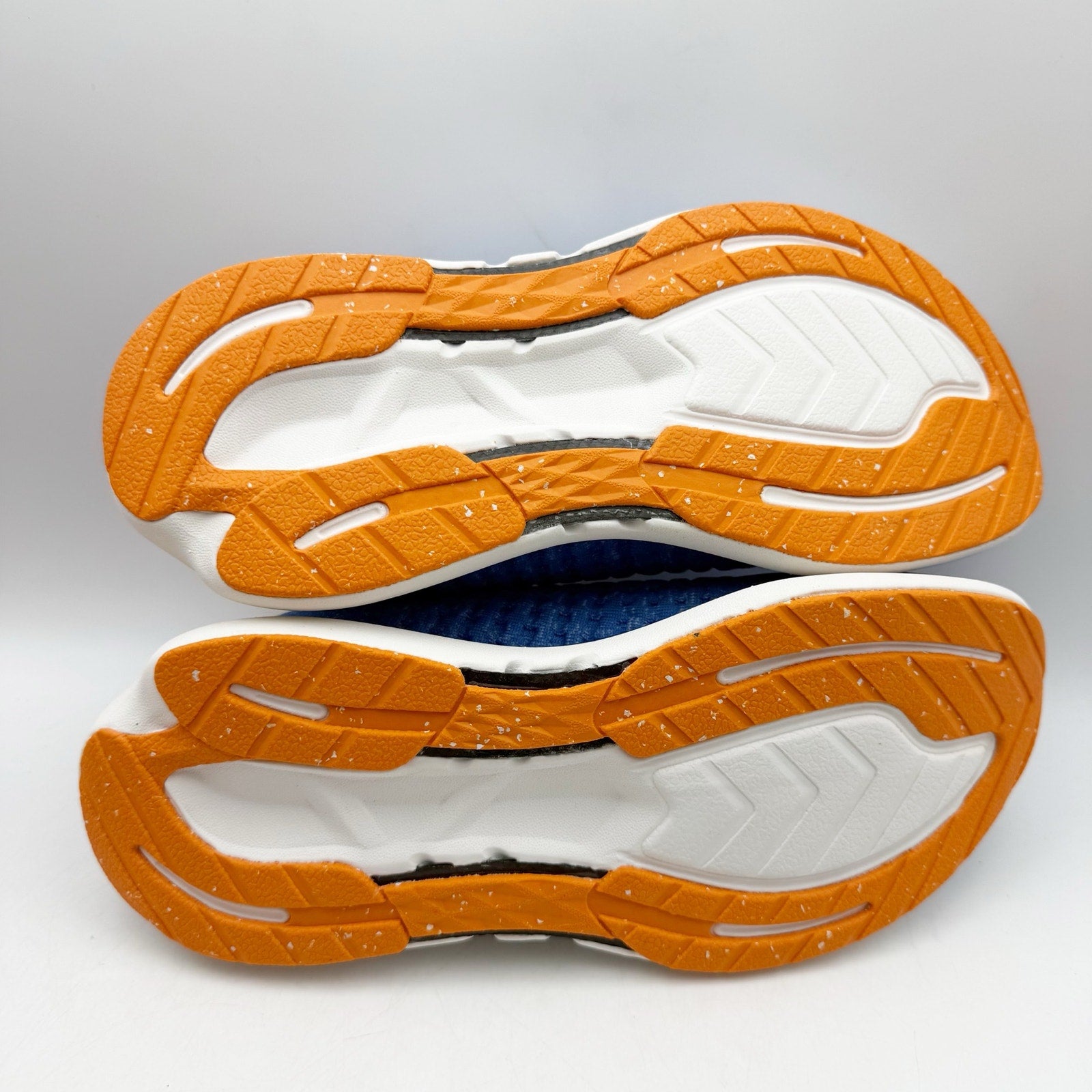 Rabbit Womens Dream Chaser Running Shoes US 9 EU 40 Blue Orange Athletic NIB