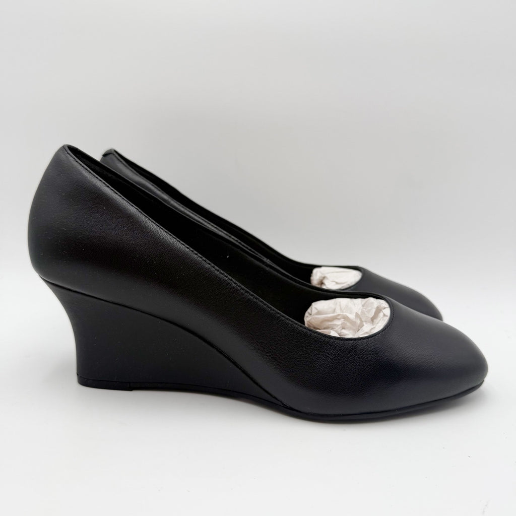 Clarks Womens Olivette Pearl Wedge Pump Size 10 Wide Black Leather NWOB