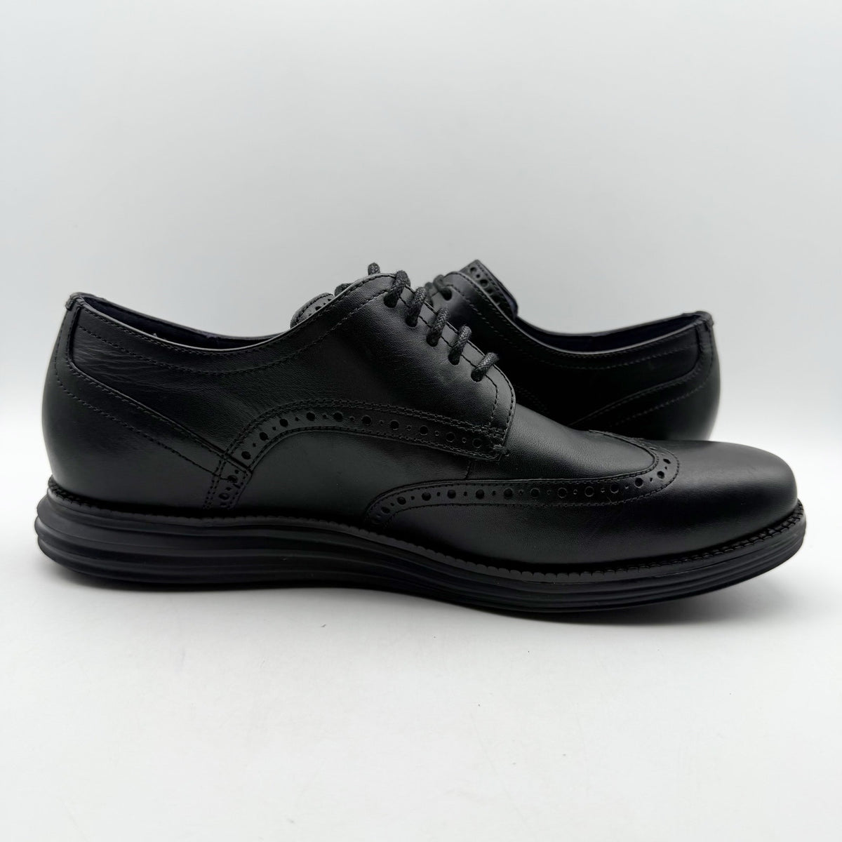 Cole Haan Mens Original Grand Wing Tip Oxford Shoes SIZE 11 M Black Leather NWOB