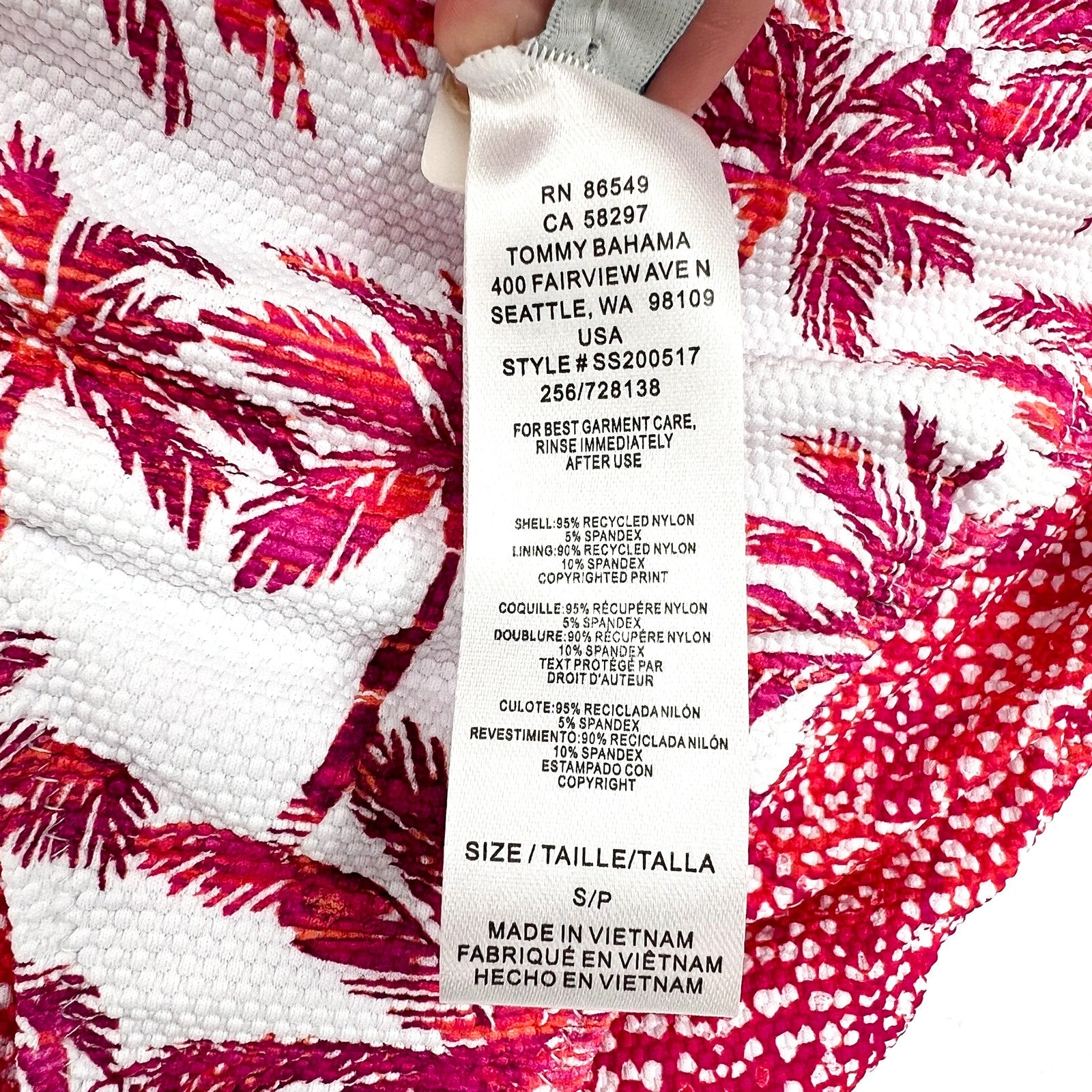 TOMMY BAHAMA Island Cays Hipster Bikini Small Pink Maui Pointelle Reversible NWT