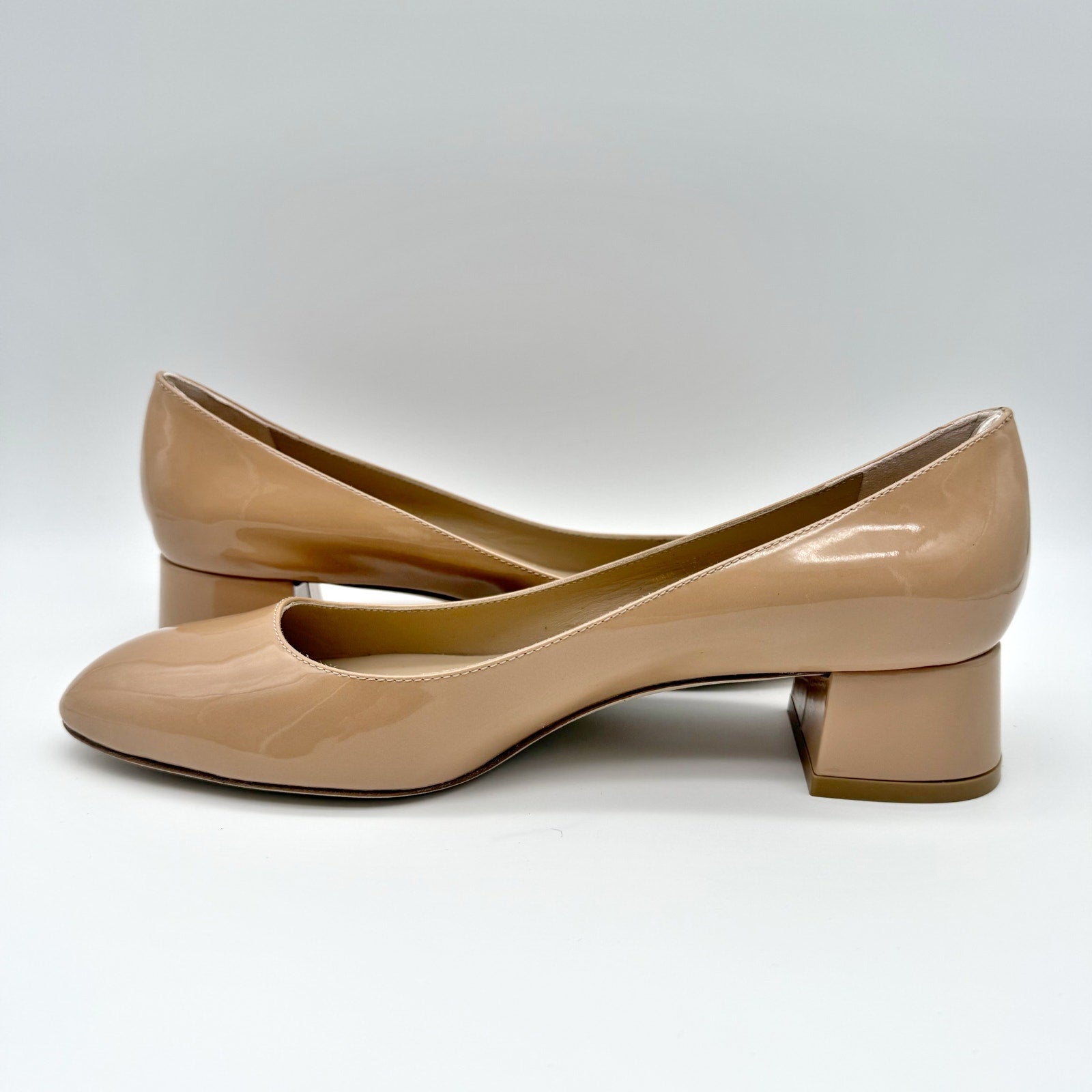 Stuart Weitzman Womens Vivienne 35 Pumps US 8 Nude Patent Leather Heels NIB
