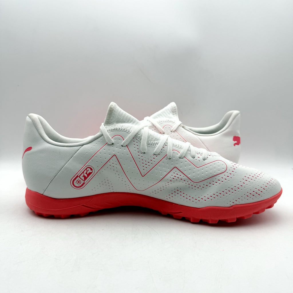 Puma Mens Future Play TT Turf Soccer Shoes US 12.5 White Pink 107381 NWOB