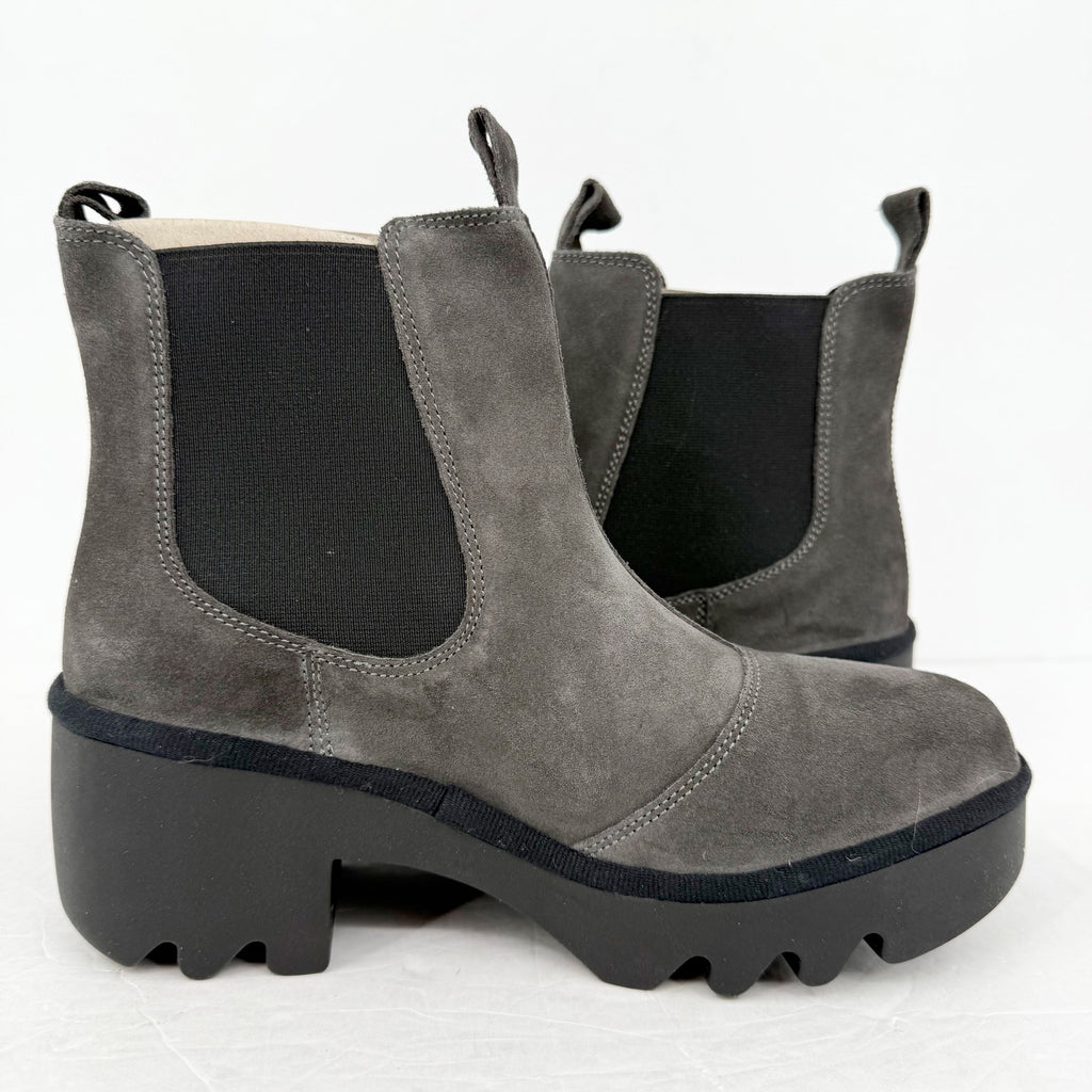 Fly London Womens TRIG514FLY Ankle Chelsea Bootie EU 38 US 8 Grey Suede NIB