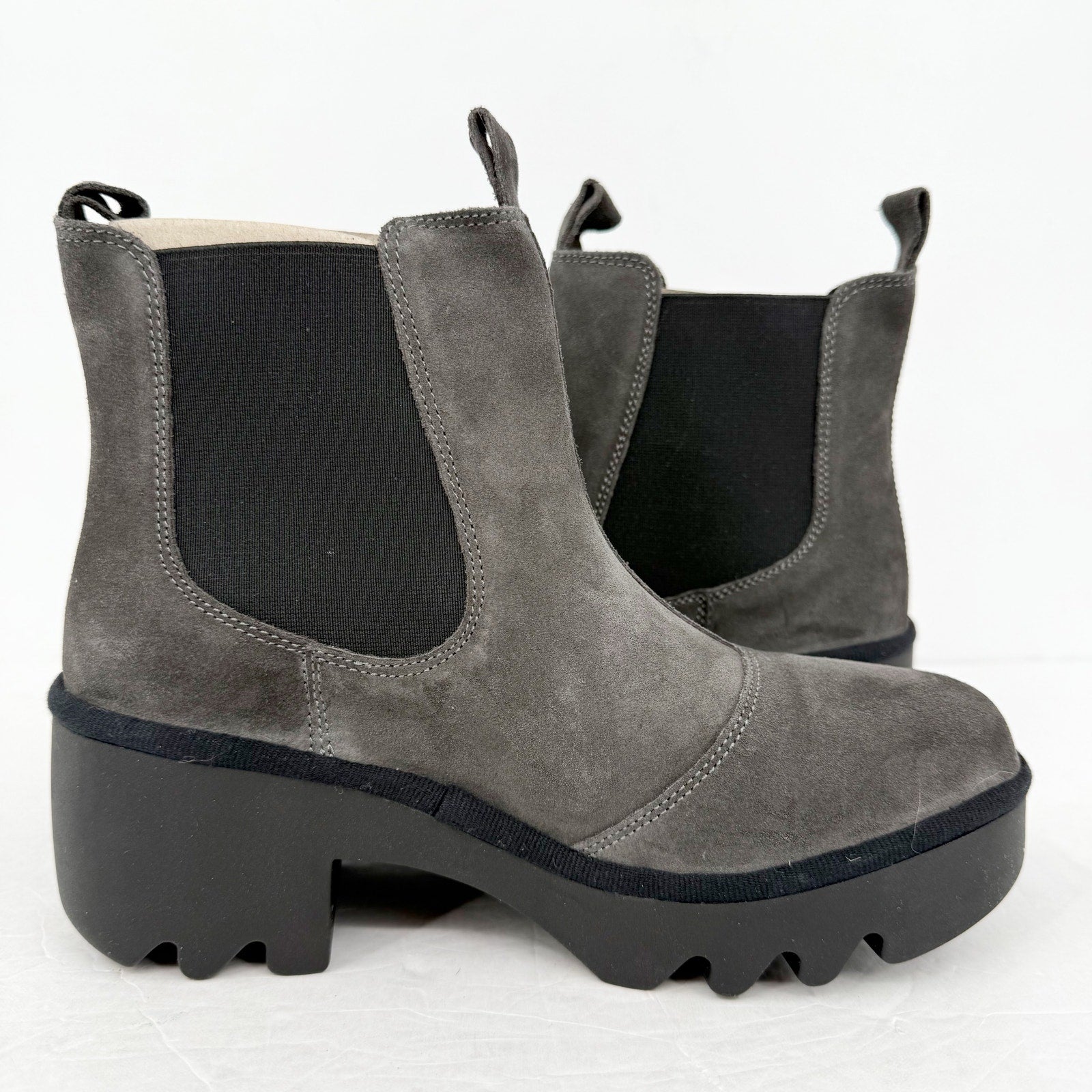 Fly London Womens TRIG514FLY Ankle Chelsea Bootie EU 38 US 8 Grey Suede NIB