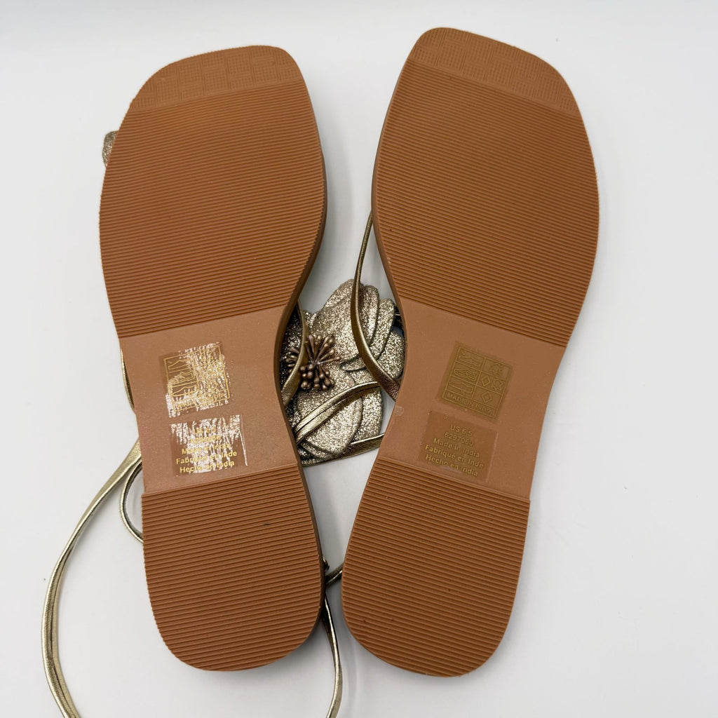 Free People Womens Mismatch Magnolia Thong Sandals Size 6.5 Gold Flower NIB