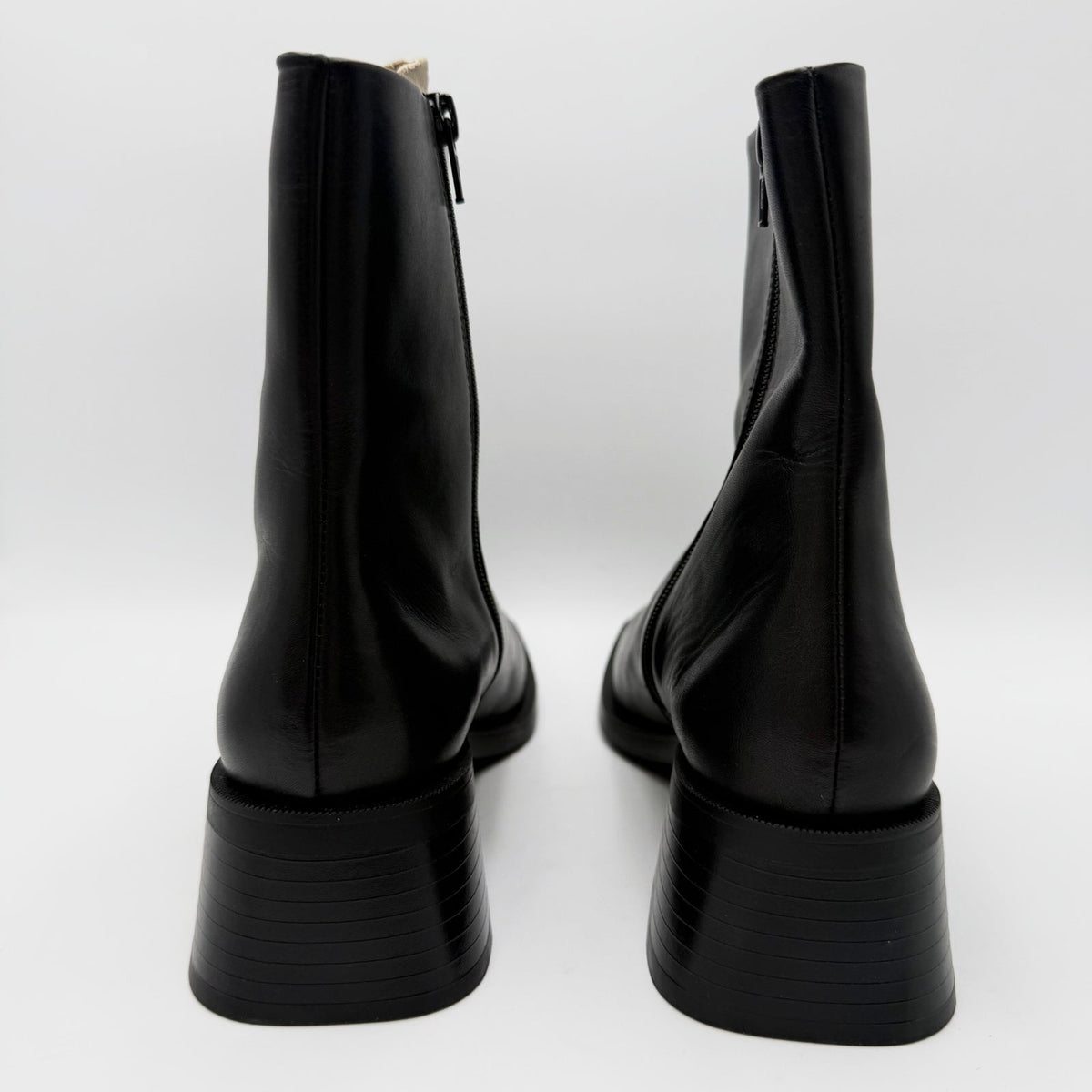 Vagabond Shoemakers Womens Blanca Ankle Boots Size 10 EU 41 Black Leather NIB