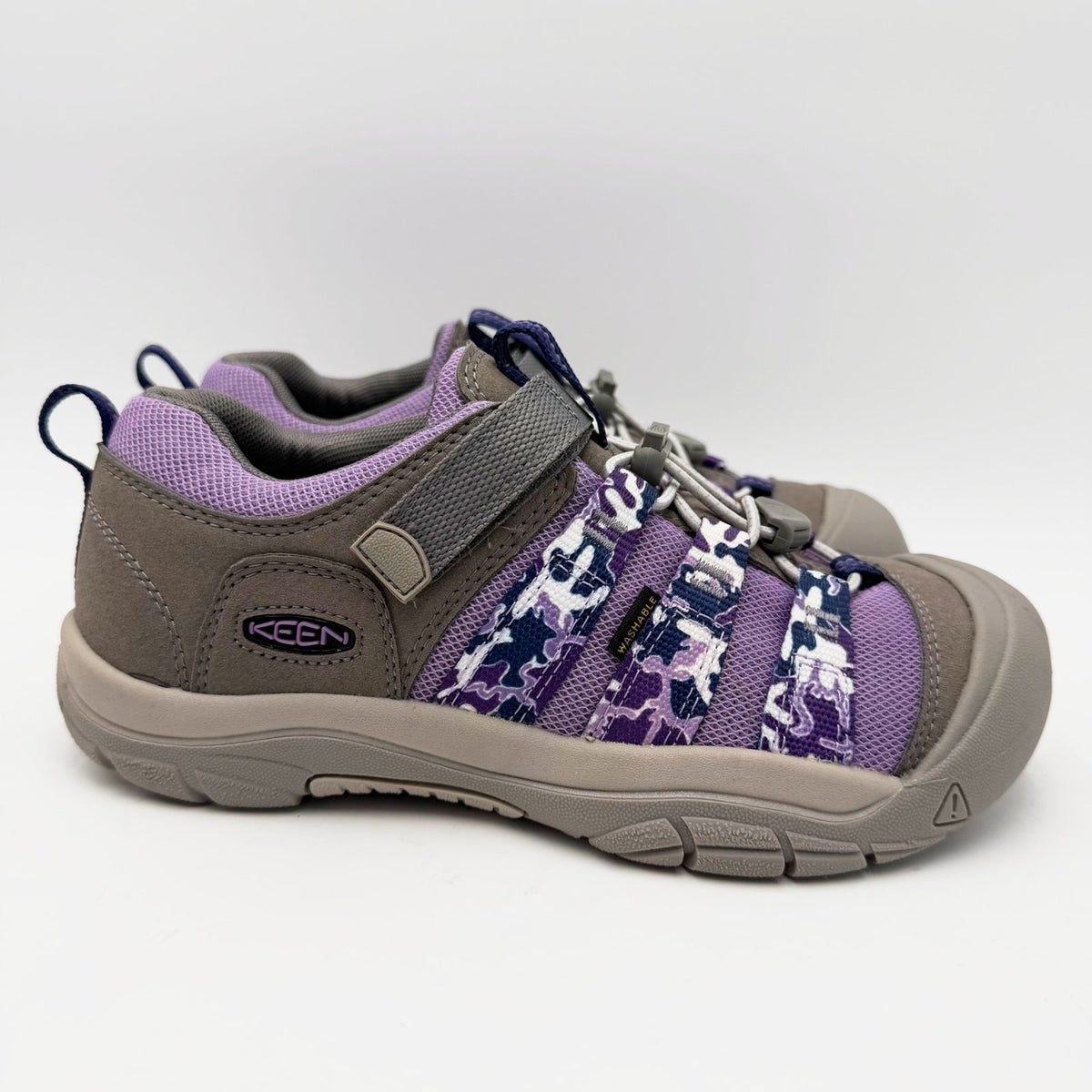 Keen Big Kids Newport H2SHO Sneakers Youth Size 5 EU 37 Purple Chalk Violet NWOB