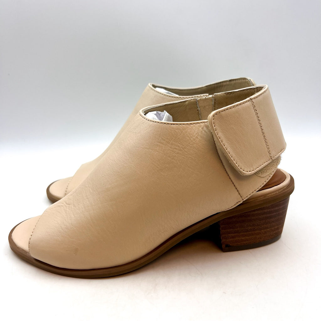 COLDWATER CREEK Women's Houston Peeptoe Sandals Size 6M Tan Leather NWOB
