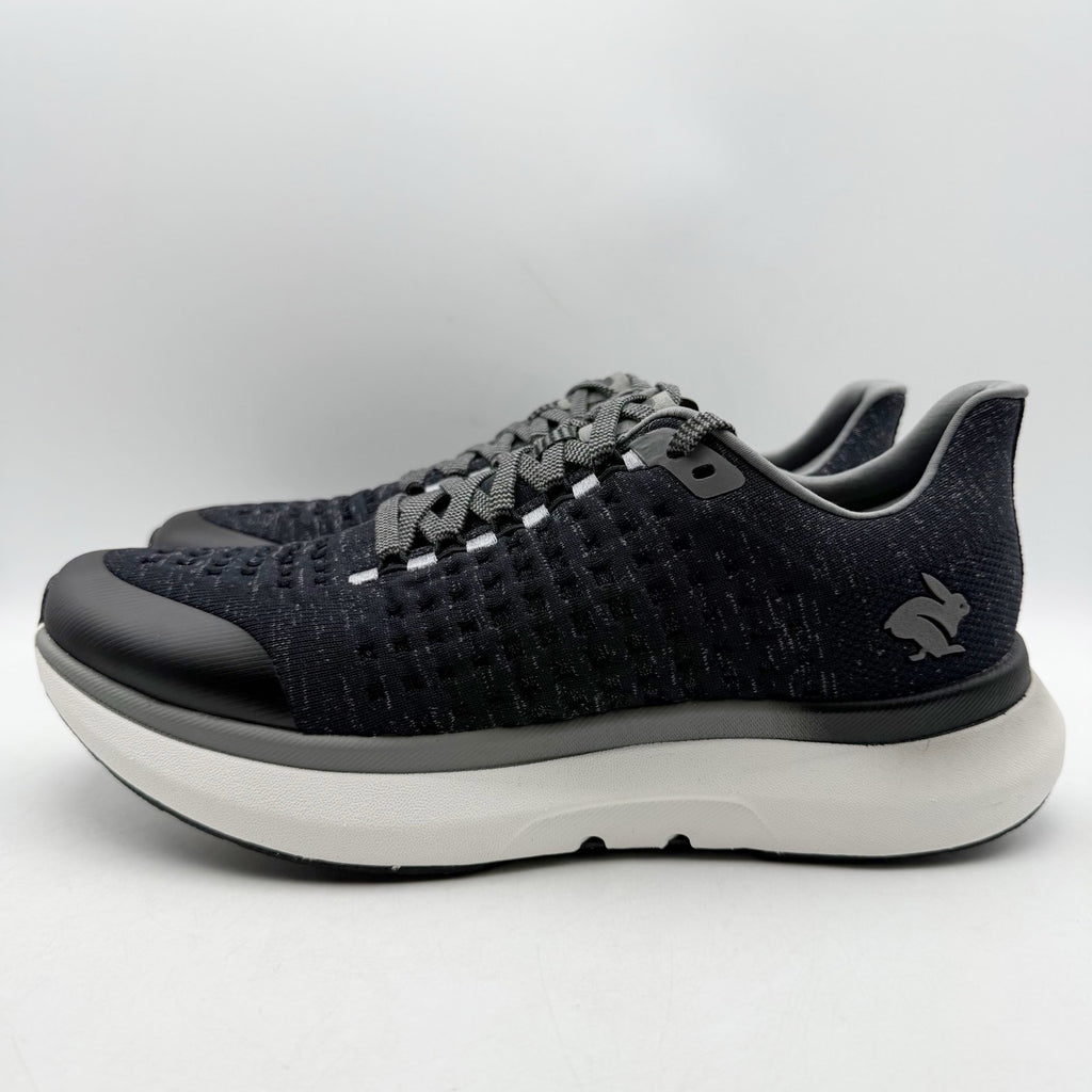 Rabbit Mens Dream Chaser Running Shoes Size 10 Black White Athletic Sneaker NIB