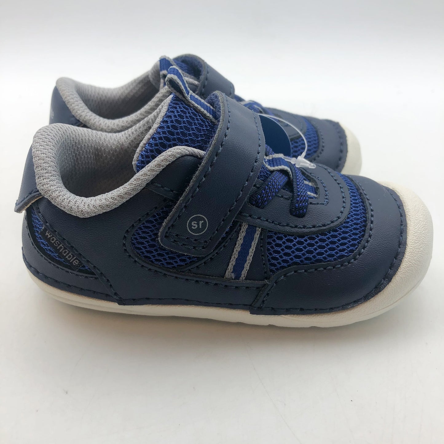 Stride Rite SM Apollo Boys Sneaker Size 4 Wide Blue White Kids Shoe NIB