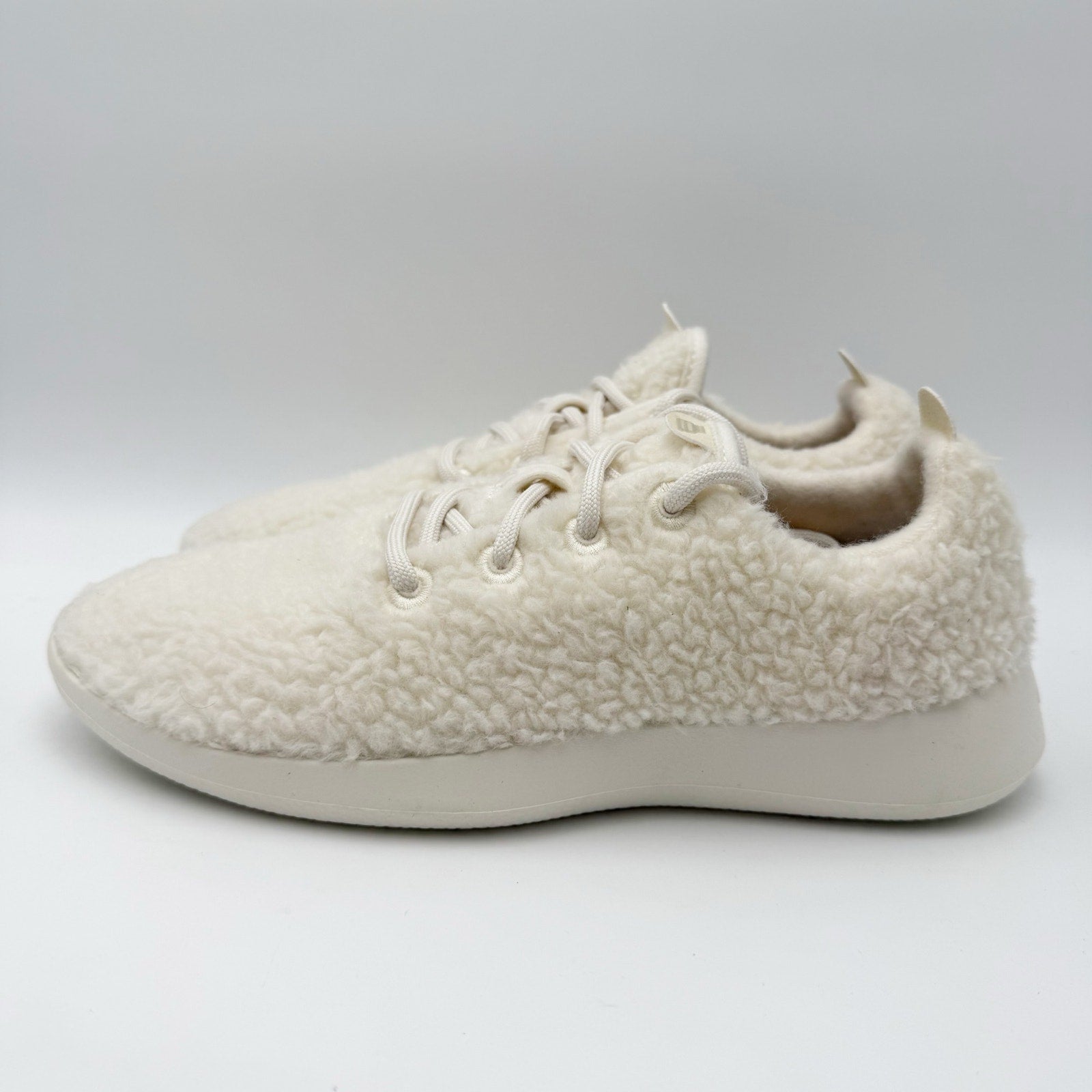 AllBirds Womens Runner Fluff Sneakers US 9 EU 39 White Merino Wool Comfort NIB