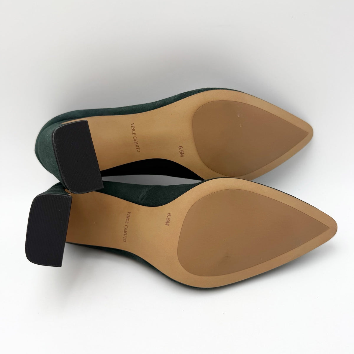 Vince Camuto Womens Dalmanara Pumps Size 6.5 M Evergreen Green Suede Heels NWOB