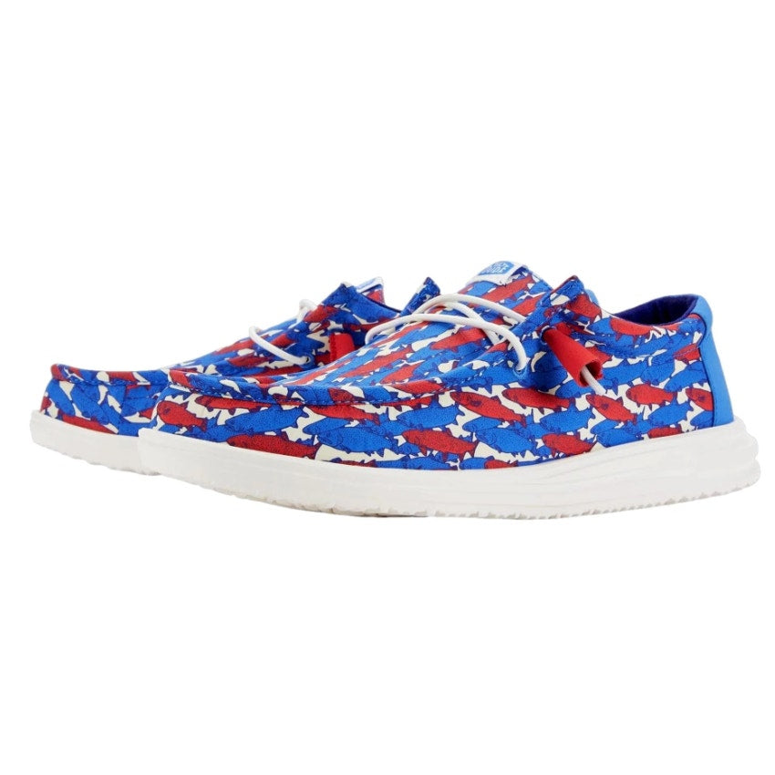 Hey Dude Mens Wally Slip-On Casual Shoe US 9 EU 42 Fish Camo Red Blue NIB