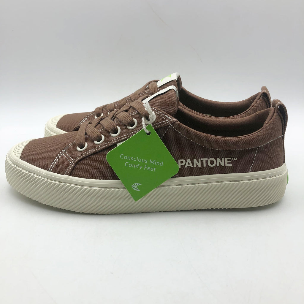 Cariuma Womens OCA Low Canvas Sneaker Size 9 Brown Pantone Contrast Thread NIB