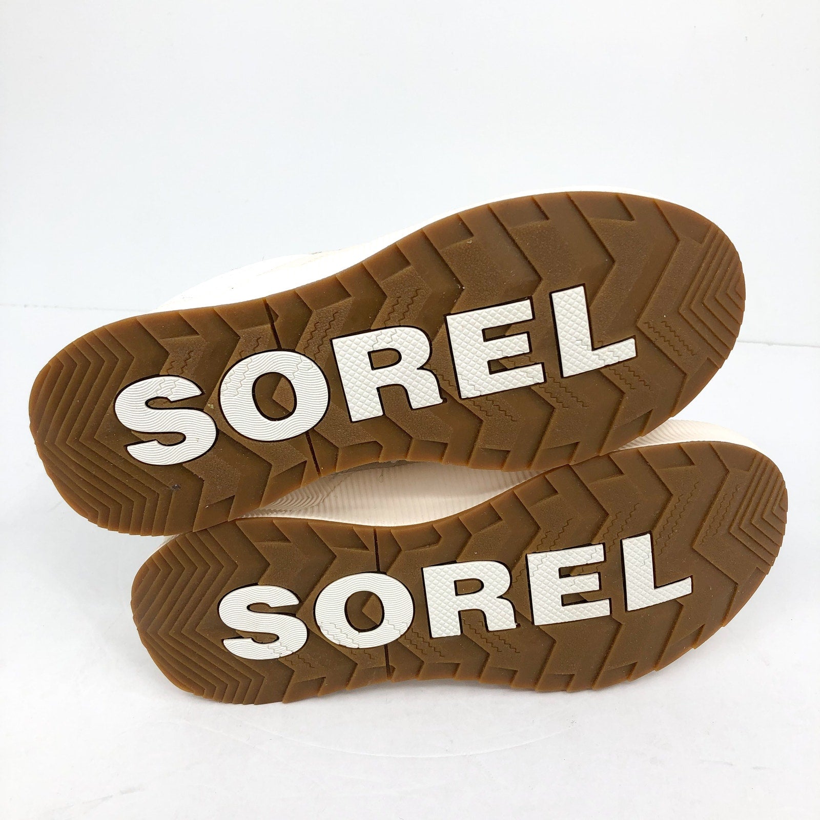 SOREL Women's Out N About III Low Sneaker 10.5 White Waterproof NWOB