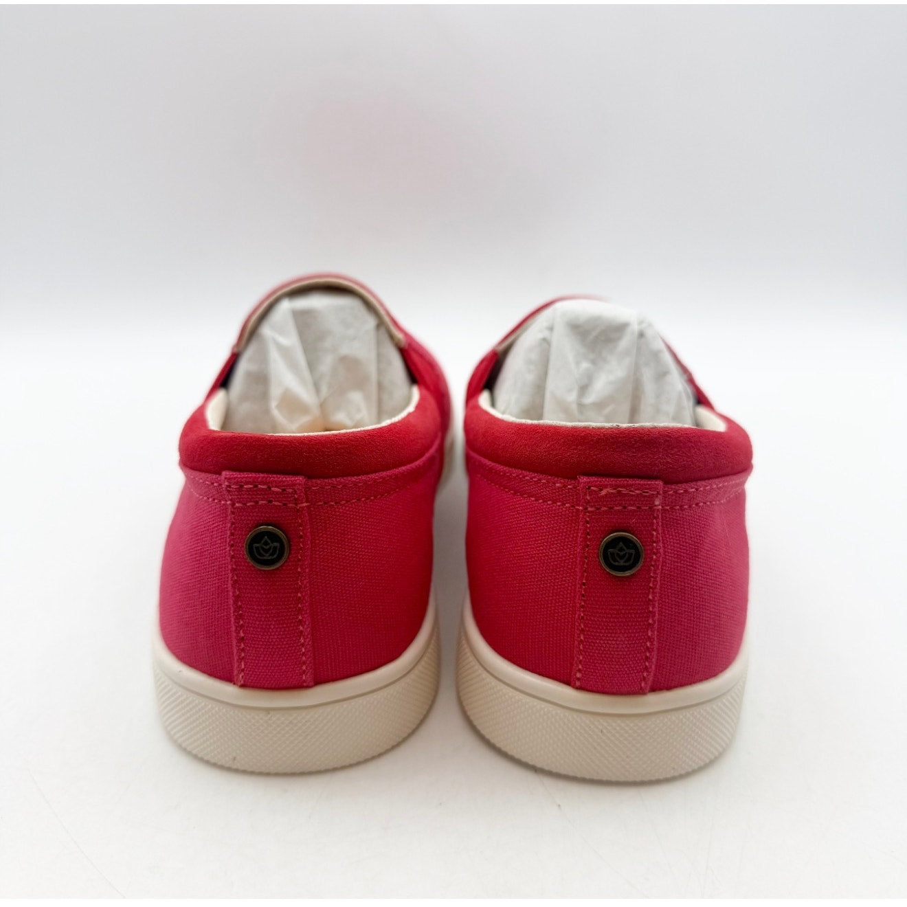 Spenco Women's Waterfront Canvas Slip On Sneaker Size 7 Red Pink Bittersweet NIB
