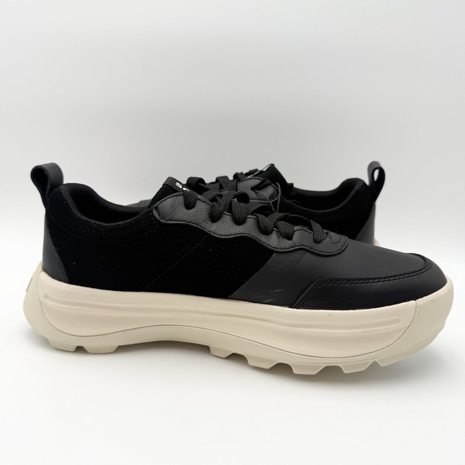 Sorel Womens Ona 503 Everyday Low Sneakers US 10.5 Black Leather Waterproof NIB