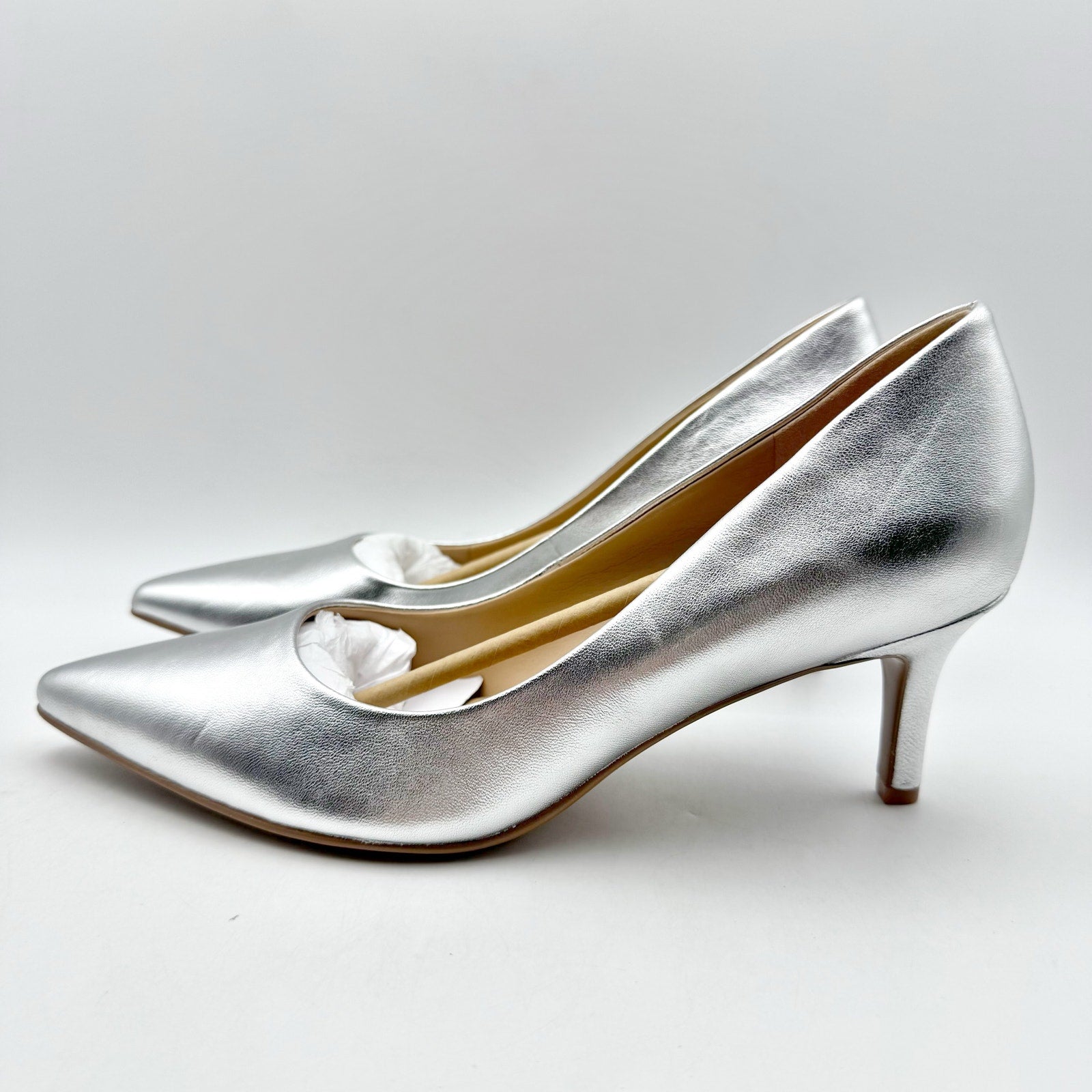 Naturalizer Womens Everly Pumps US 7.5 M EU 38 Silver Metallic Leather NIB
