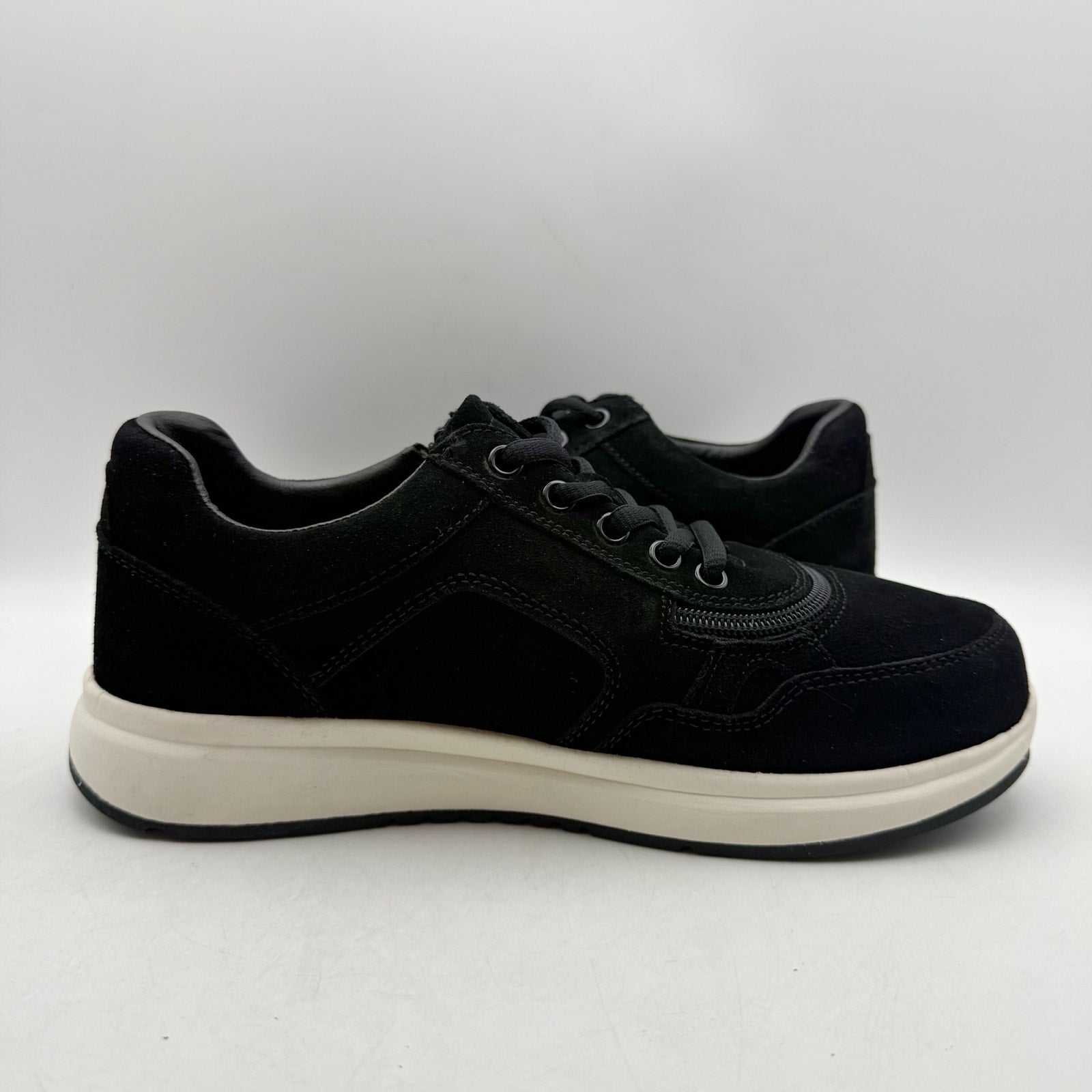 BILLY Footwear Mens Comfort Jogger Sneakers US 7.5 Wide EU 40.5 Black Suede NWOB
