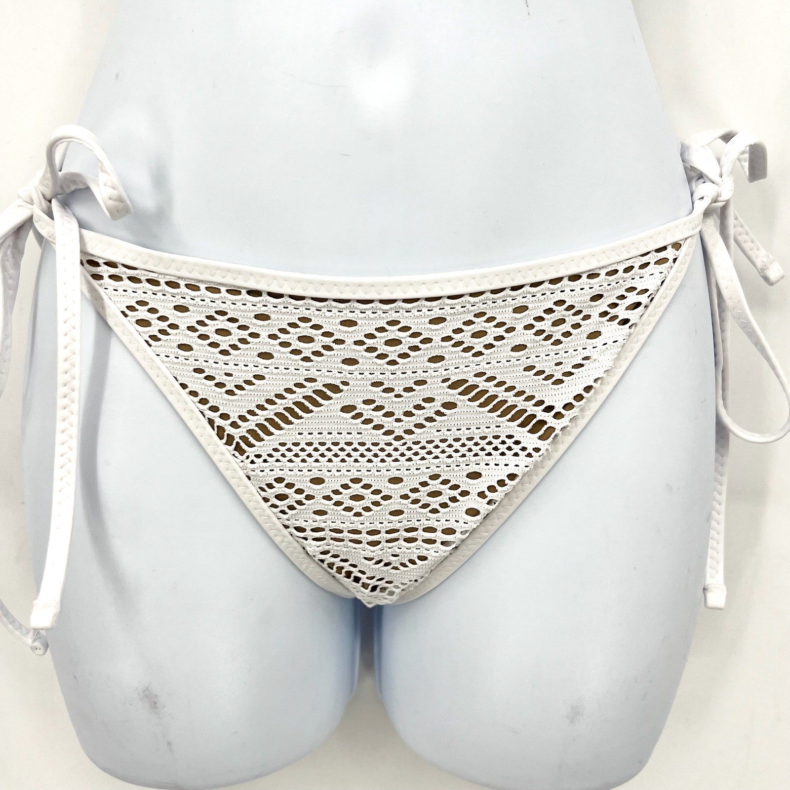 BECCA Virtue Color Play Crochet Tie Side Bikini Bottom Medium White/Tan NWT