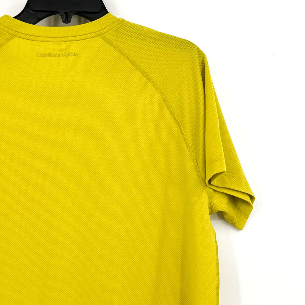 OUTDOOR VOICES Men’s Fast Track Mesh Short Sleeve Shirt Medium Green Apple NWT