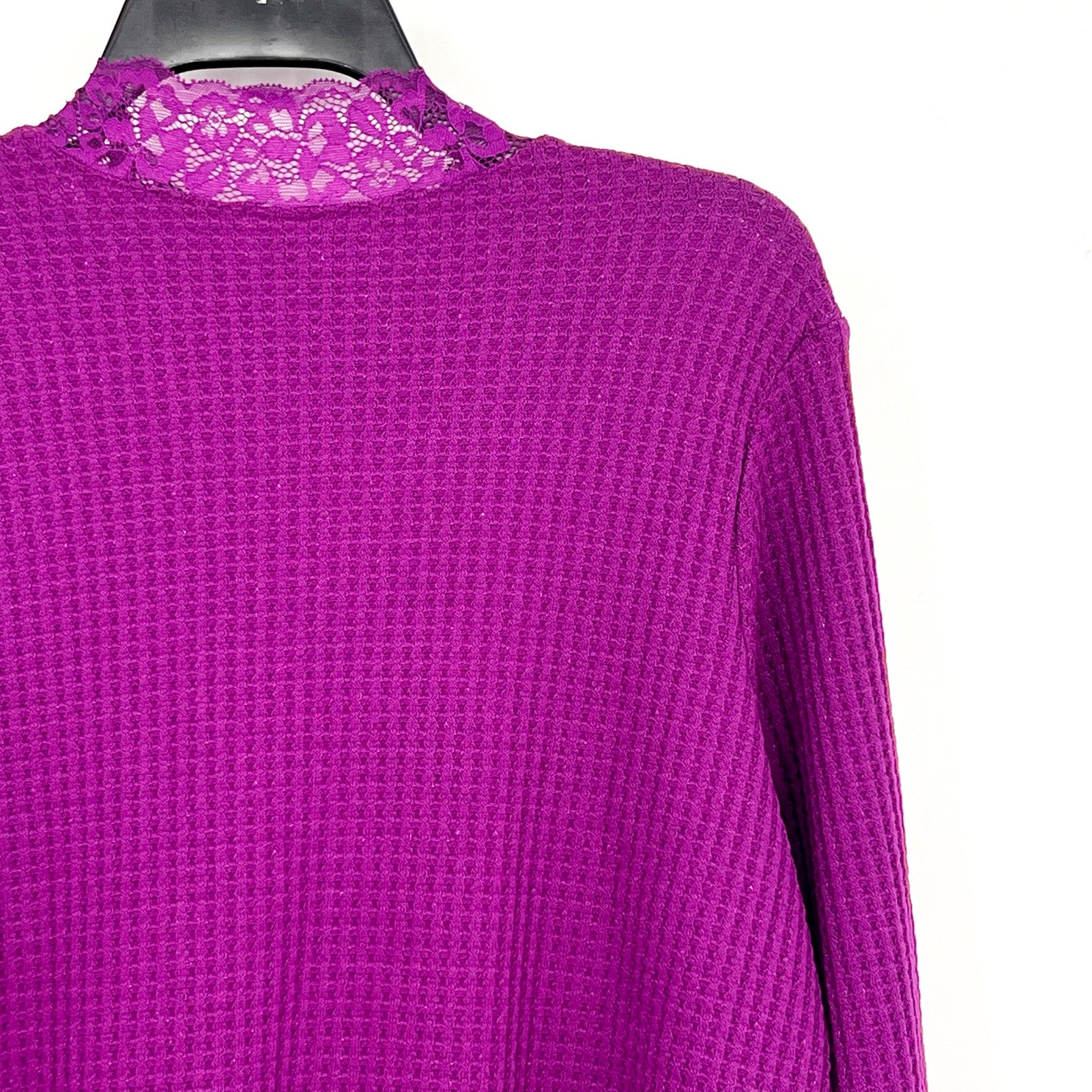 LOGO LORI GOLDSTEIN Metallic Waffle Knit Top Medium Purple Long Sleeve NWOT