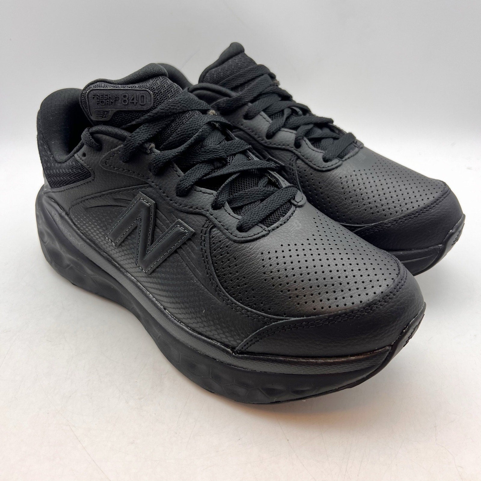 New Balance Womens Fresh Foam 840v1 Athletic Shoes Size 10.5 Black SR NWOB