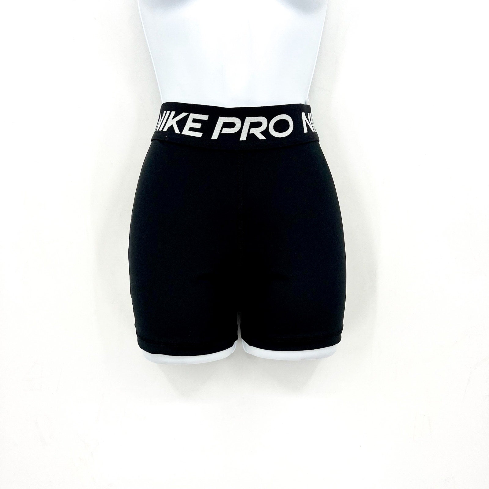 NIKE Pro 365 Dri-FIT Training 3" Mid Rise Bike Shorts Medium Black White NWT
