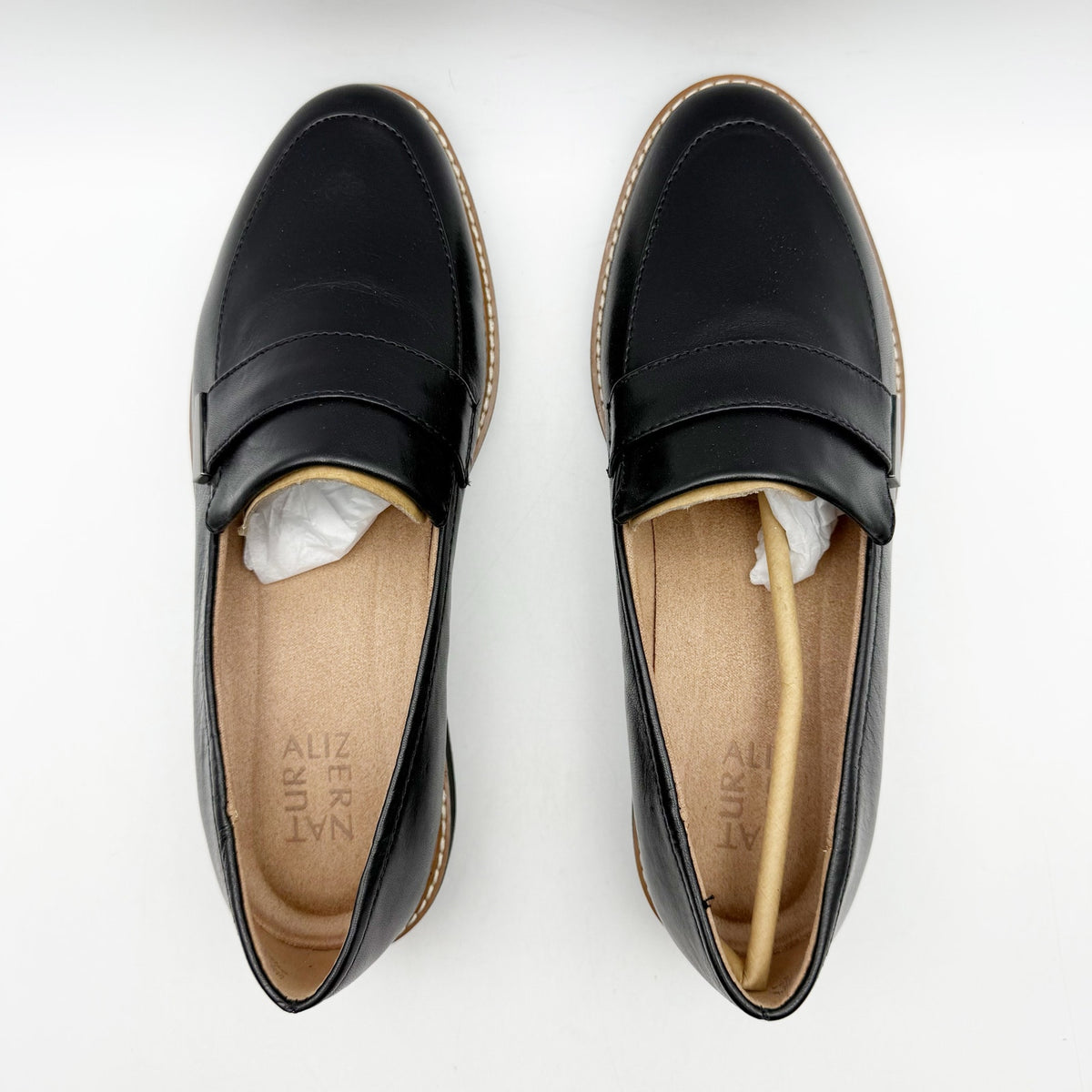 Naturalizer Womens Adiline Flat Loafers Size 8 NARROW Black Leather Slip On NIB