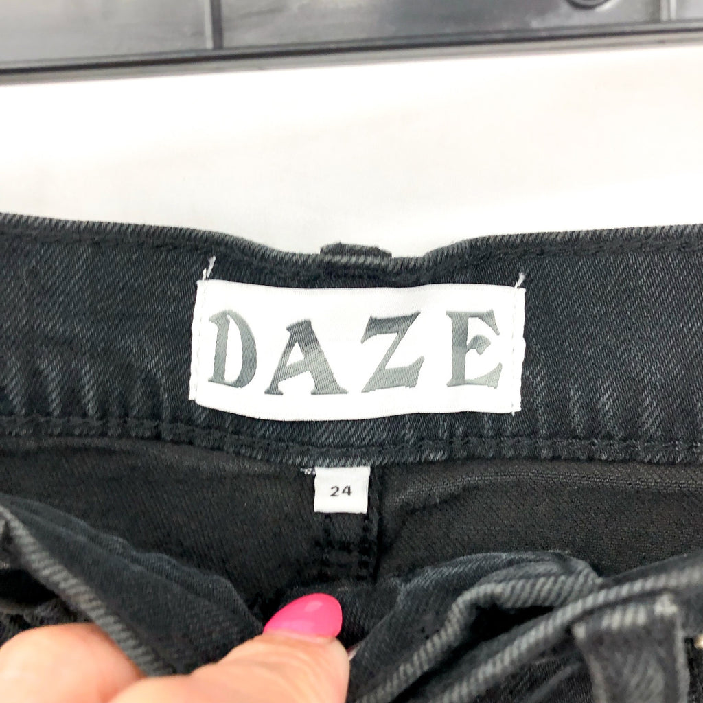 DAZE Women's Troublemaker High Rise Shorts Size 24 Black Backseat Cutoff NWT