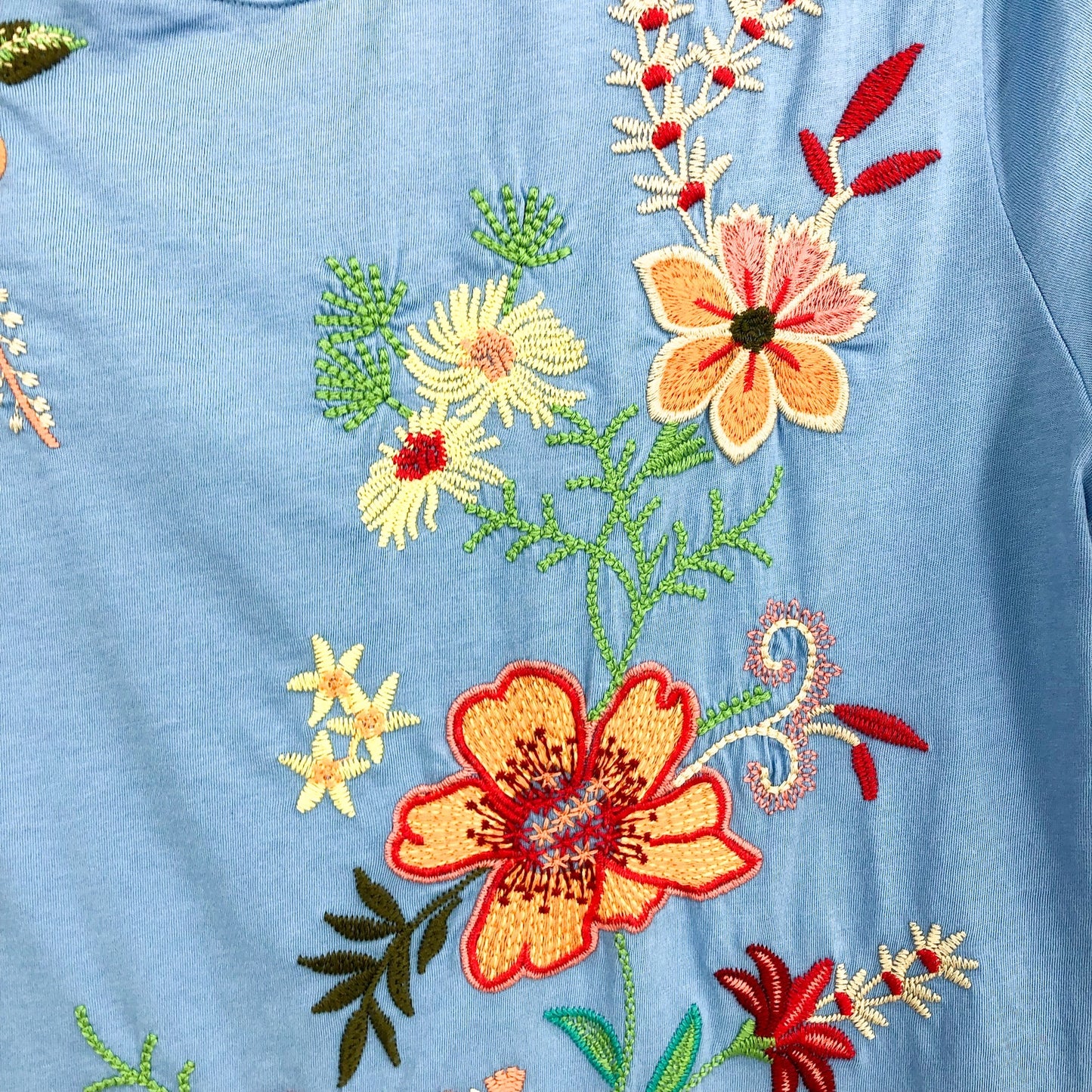 JOHNNY WAS Womens Raw Seam T-Shirt Small Blue Ishani Embroidered Floral NWT