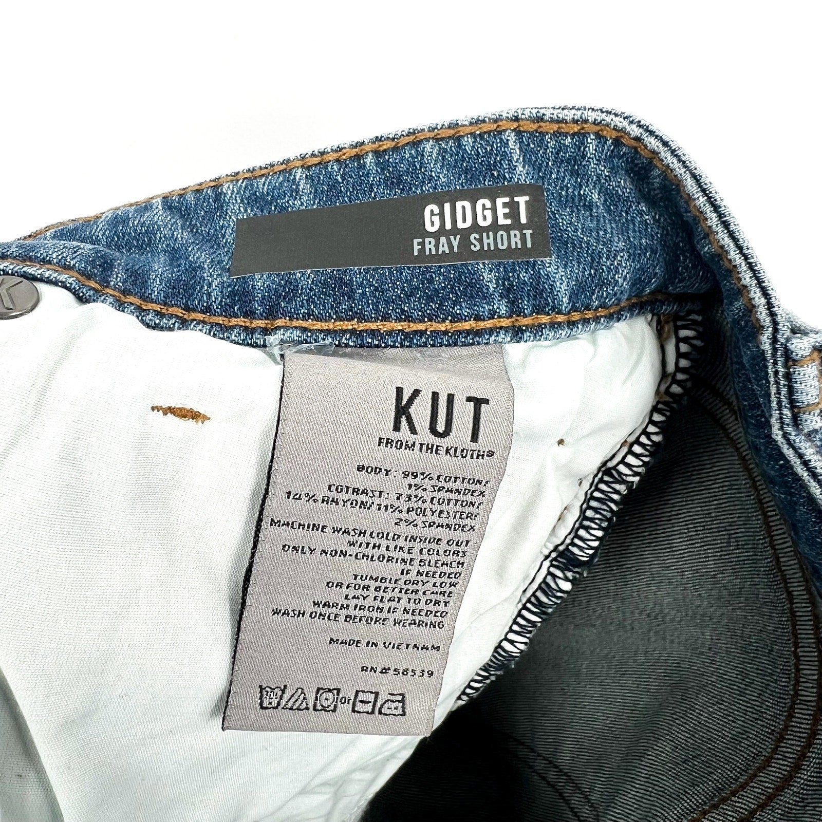 KUT FROM THE KLOTH Women's Gidget Fray Denim Shorts Size 8 Consolidated Blue NWT